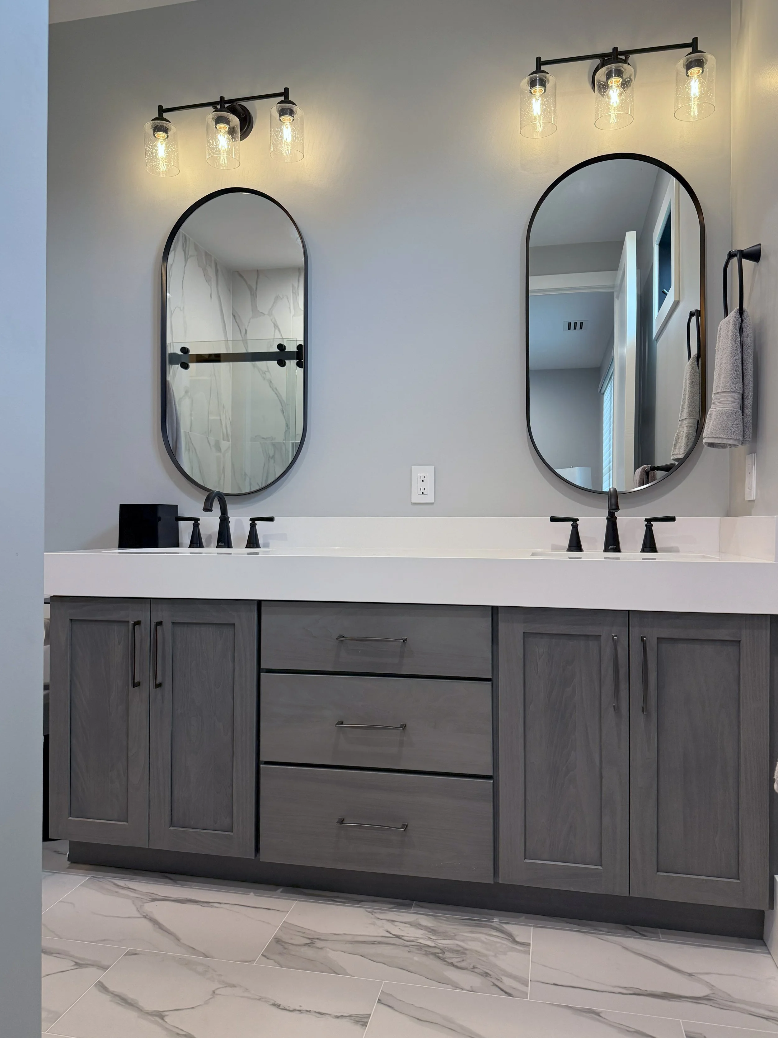 Custom double vanity cabinet