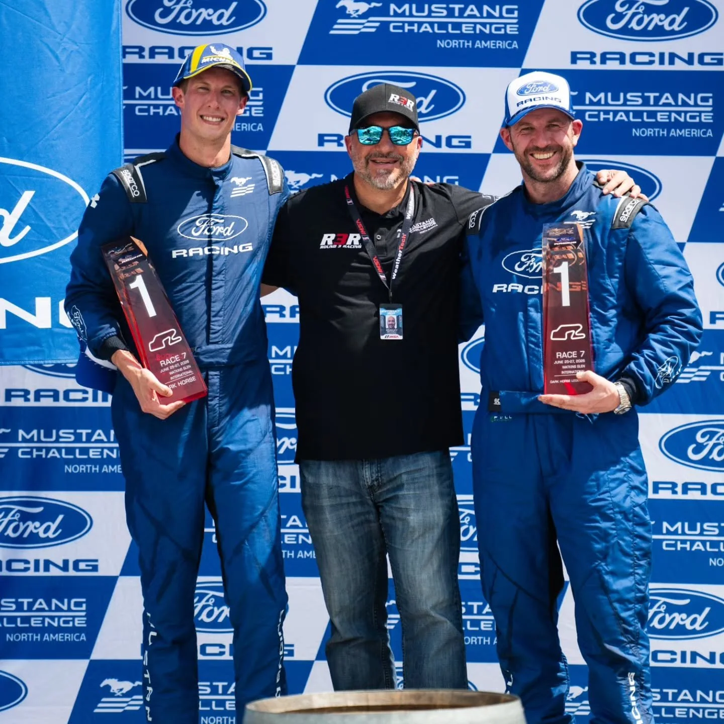 Historic day for R3R. We won both classes in @mustangchallengena with @coleloftsgard winning Dark Horse and @ognycview winning Dark Horse Legends. 

Amazing day at Watkins Glen.