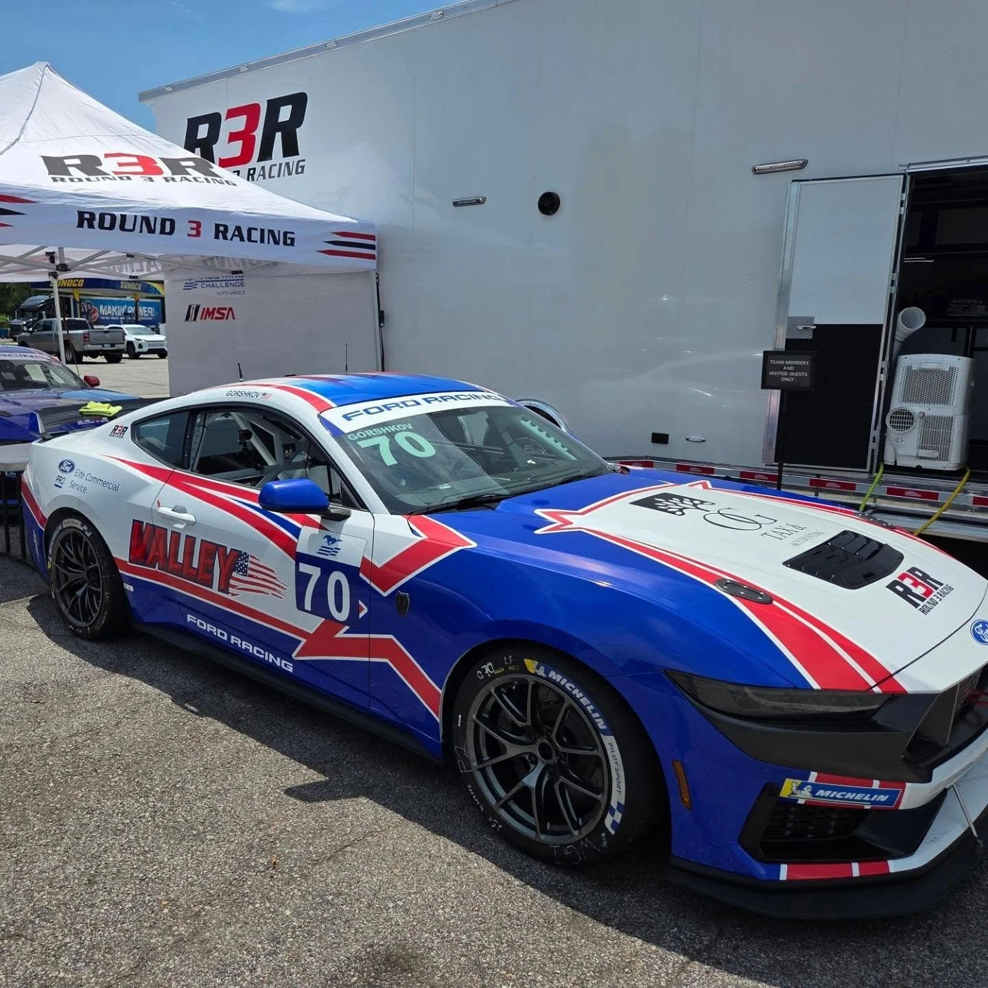 Test day for the @valleyautomotivegroup Mustang Dark Horse R.

@mustangchallengena 
#MustangDarkHorseR #mustangchallenge 
#Round3Racing #R3R