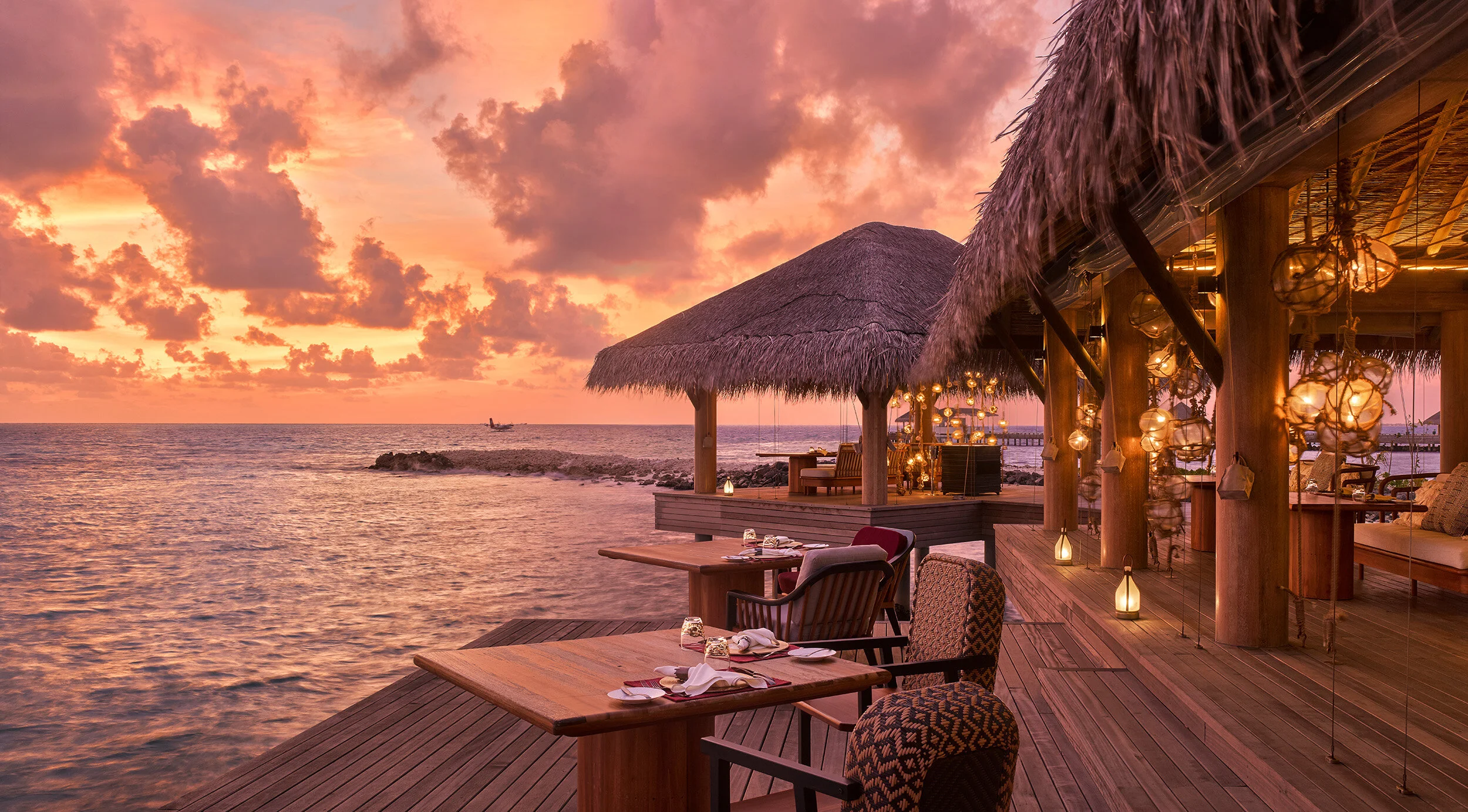 Will-Pryce-Fairmont-Maldives-Sirru-Fen-Fushi-Island-Resort-CF078694 1-FL.jpg