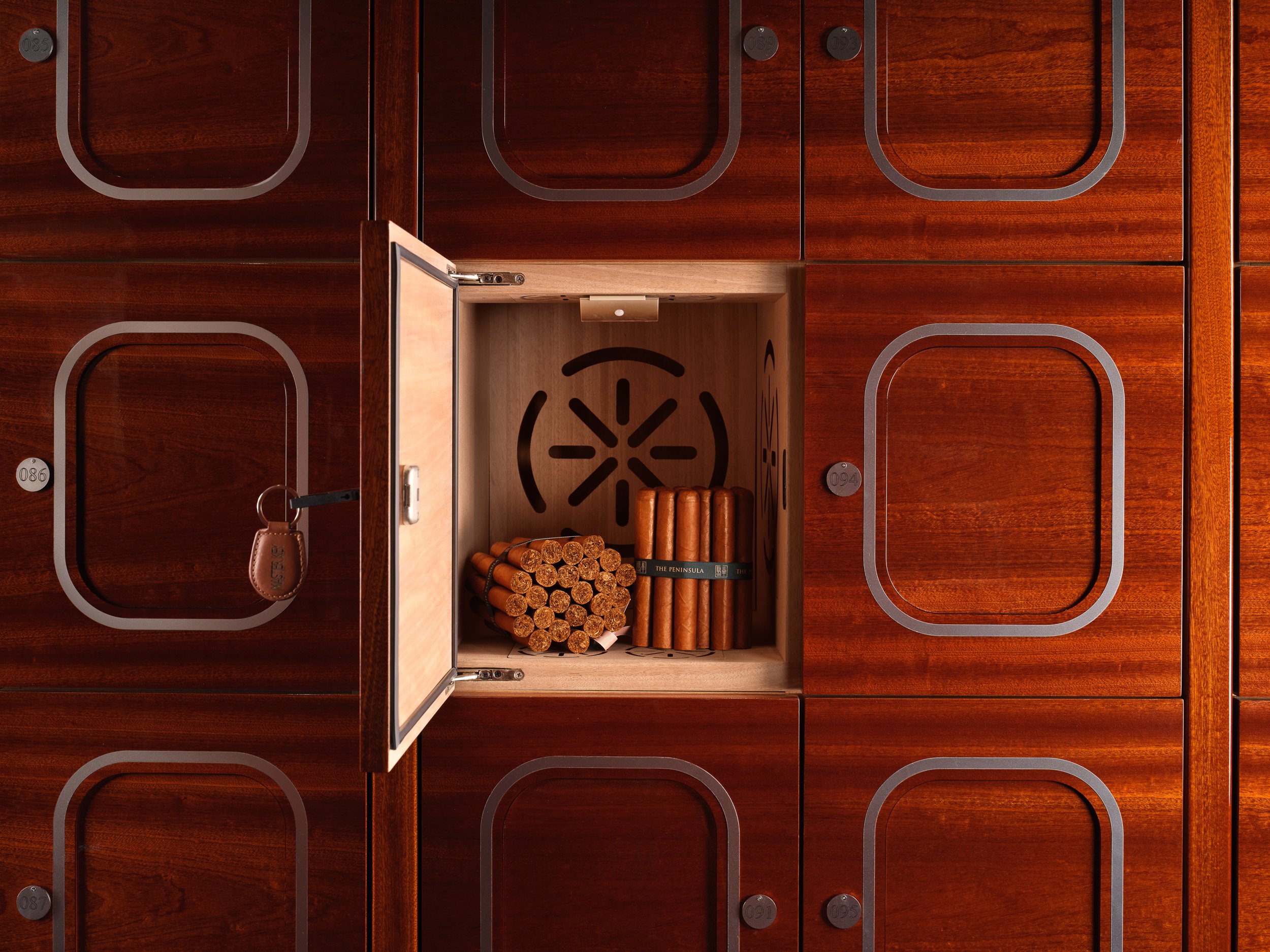 Will-Pryce-PL-Sept-24-17710-FL copy-PRINT-The-Peninsula-London-Luxury-Hotel.jpg