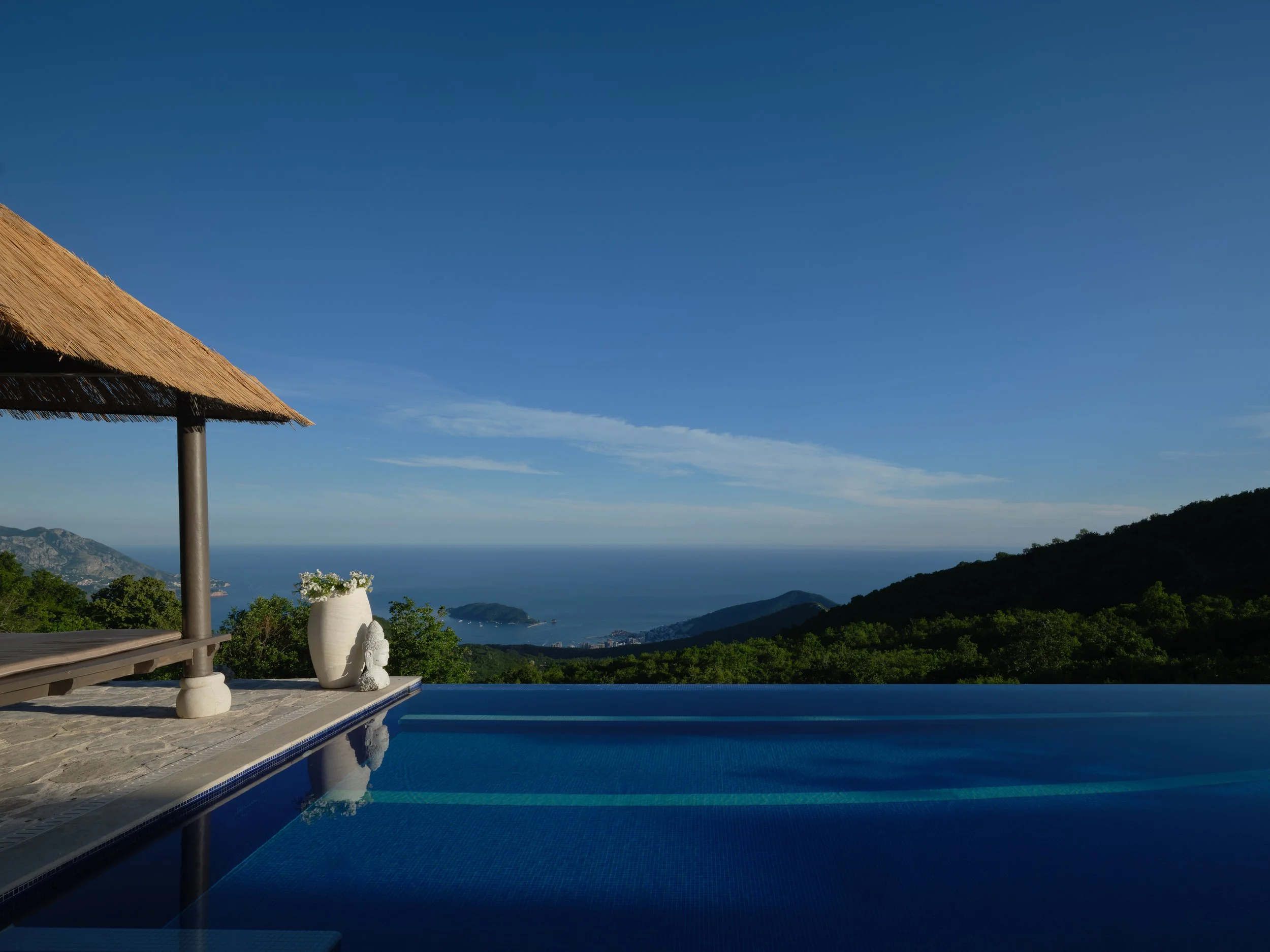 Will-Pryce-Villa-Mona-Lisa-_DSF1155-V2-Montanegro-Luxury-Residence.jpg