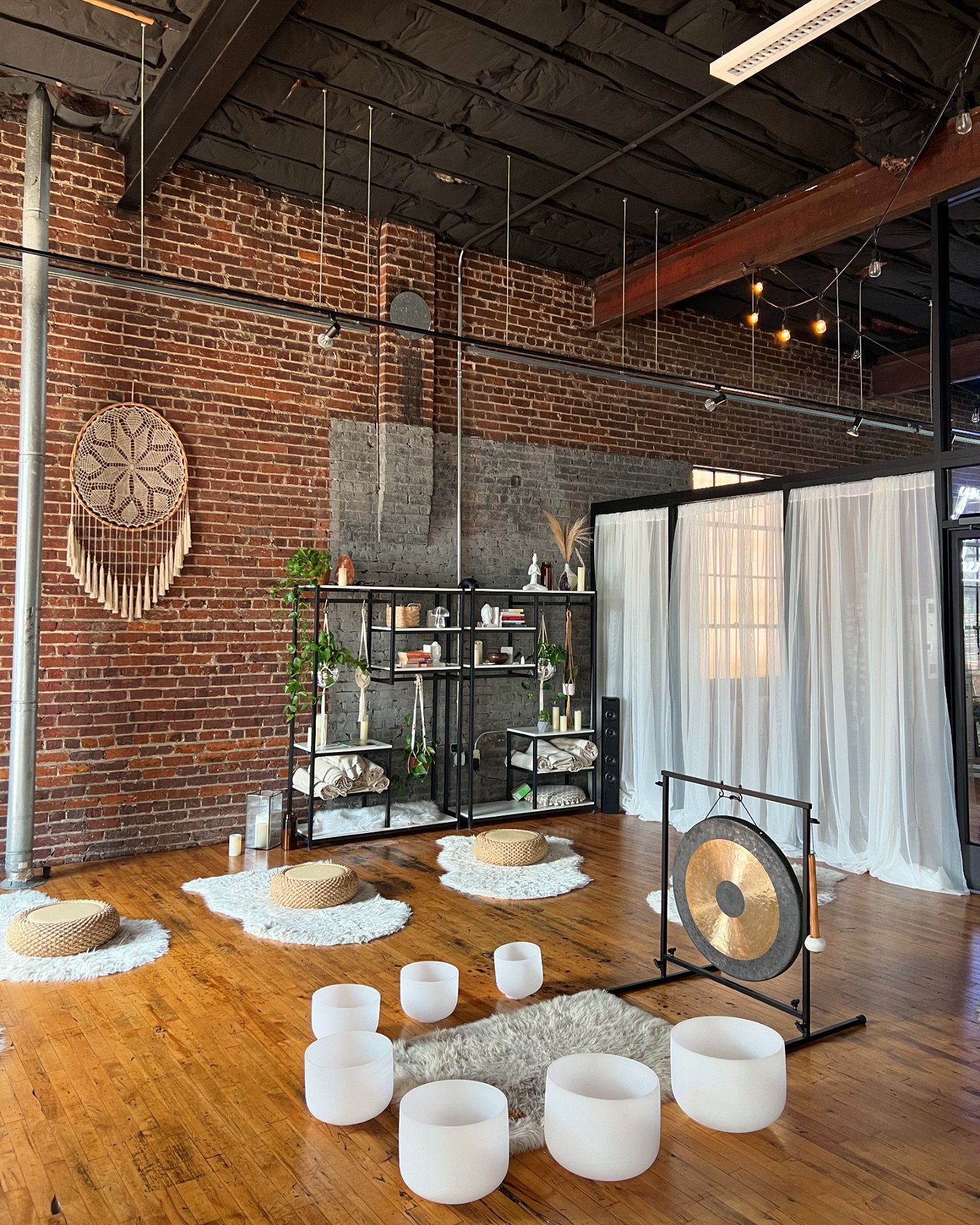 REST RITUAL 🪶

DEC 20, 2024; 7PM - 8PM

When was the last time you truly felt rested? In this soothing practice, we&rsquo;ll press pause on grind culture and sink into deep relaxation and spacious awareness. 

Through a blend of gentle breathwork, Y