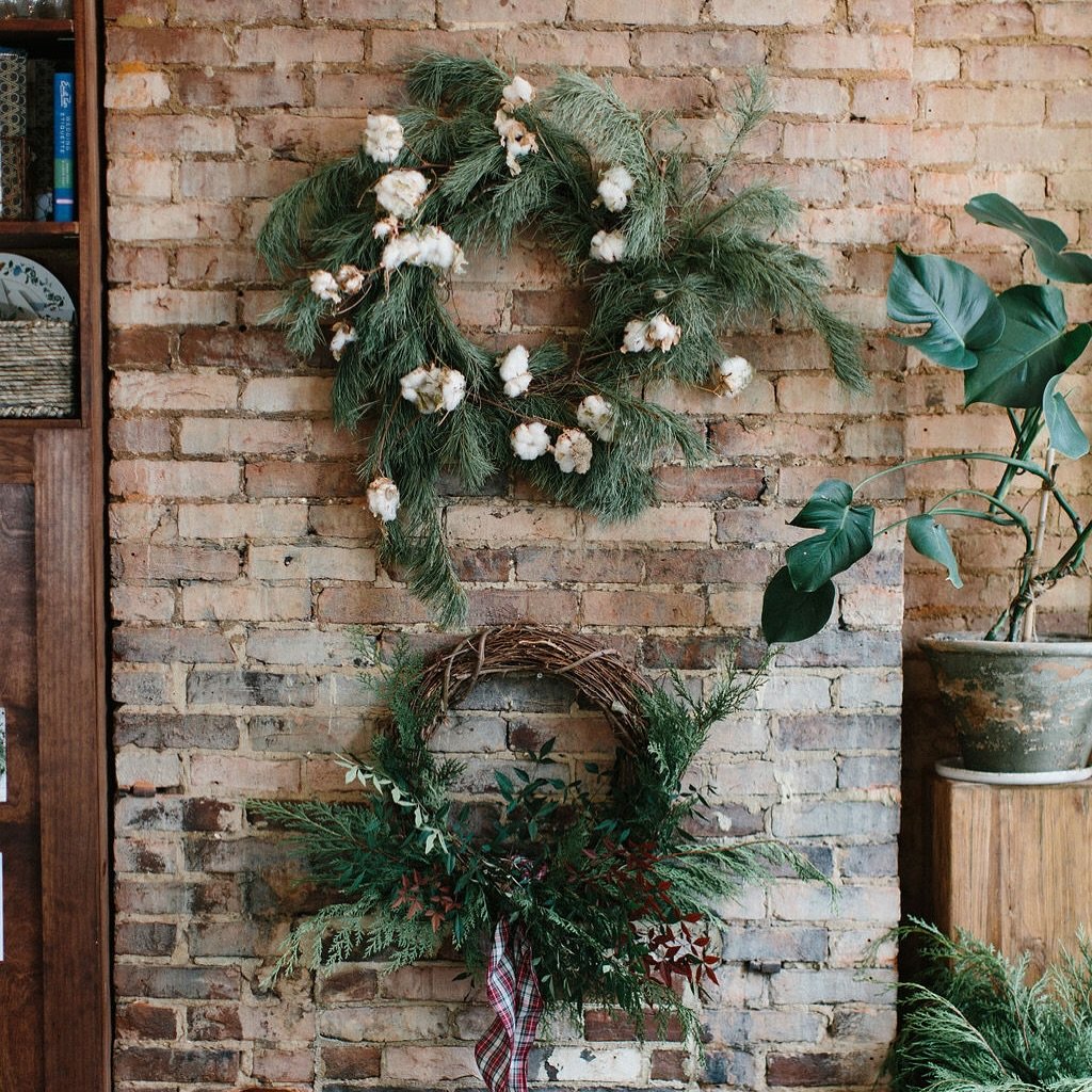 2023 WREATH GATHERINGS | spots are quickly going for this year&rsquo;s Wreath Gatherings! 

Come and design a seasonal wreath or garland using natural elements like pine, fir, magnolia leaves and more. It&rsquo;s a perfect way to get into the holiday