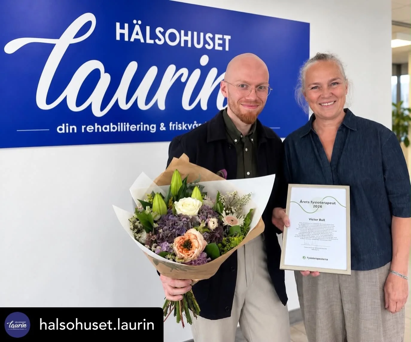 @halsohuset.laurin 🏆 VI &Auml;R STOLTA &Ouml;VER ATT PRESENTERA &Aring;RETS FYSIOTERAPEUT 2026

Vi p&aring; H&auml;lsohuset Laurin &auml;r mycket stolta &ouml;ver att v&aring;r kollega Victor Bull har utsetts till &Aring;rets Fysioterapeut 2026.

Ut
