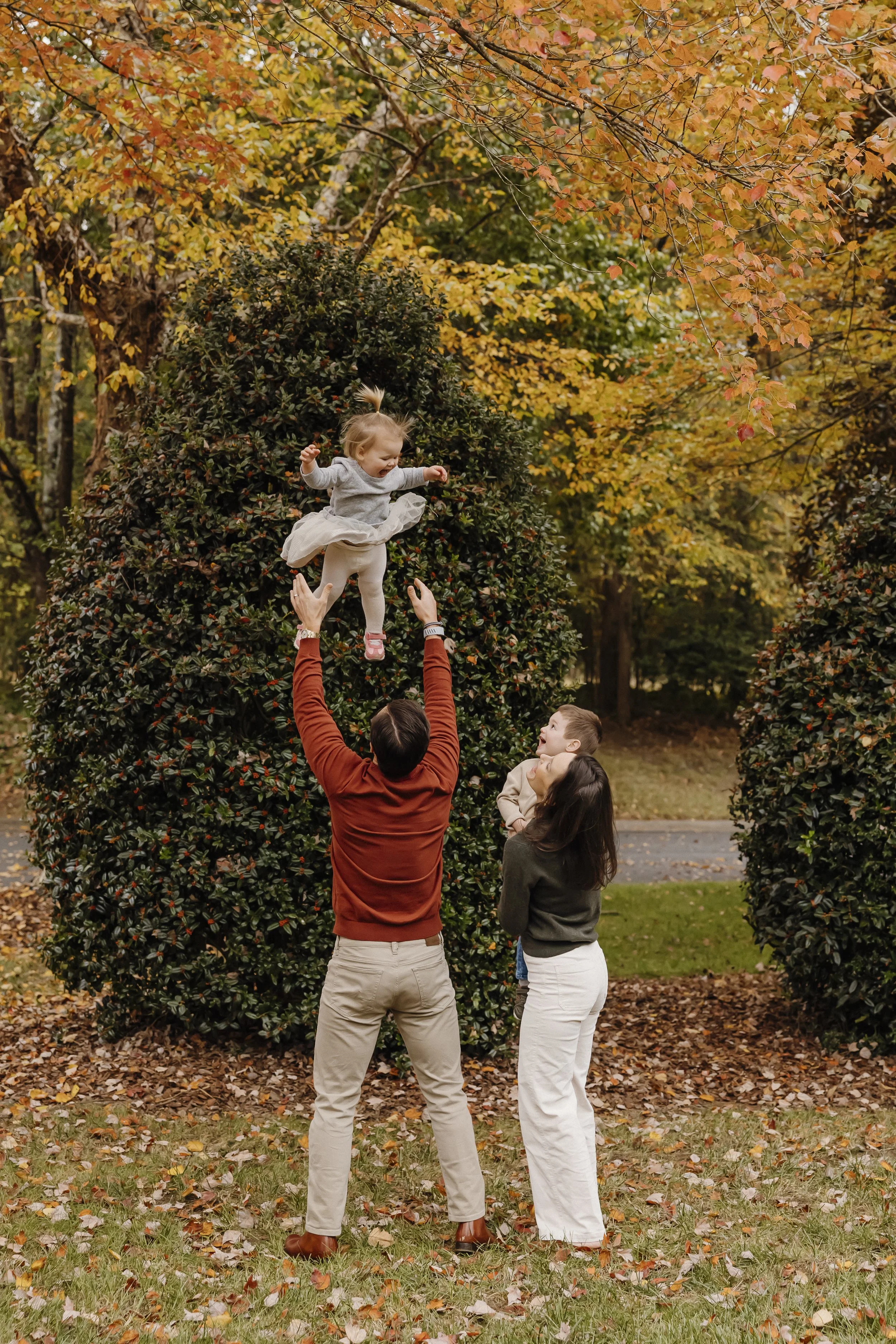TheHagenbachFamily2025_Charlotte-27.jpg