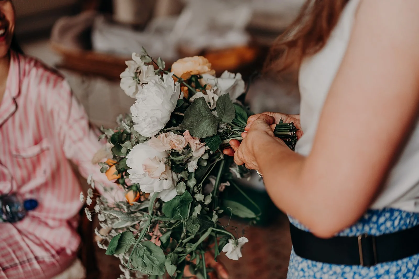 A Cascade bouquet &amp; Historic Mansion