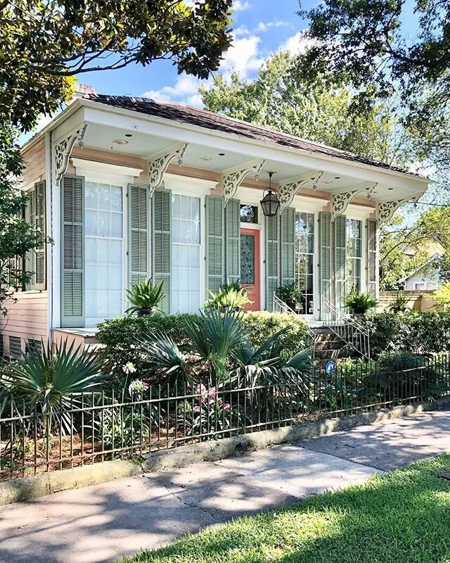 Let's talk brackets! 
Elaborately carved wooden brackets and corbels add a unique flair to many New Orleans homes. Some are structural, while others are strictly ornamental.

Brackets emerged with the Italianate architectural style in the mid-19th ce