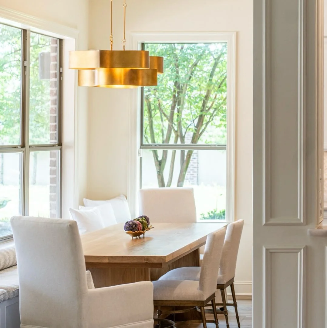 From stone to table ✨ this kitchen and dining space blend so beautifully, you&rsquo;ll never want to leave the heart of the home 🤍