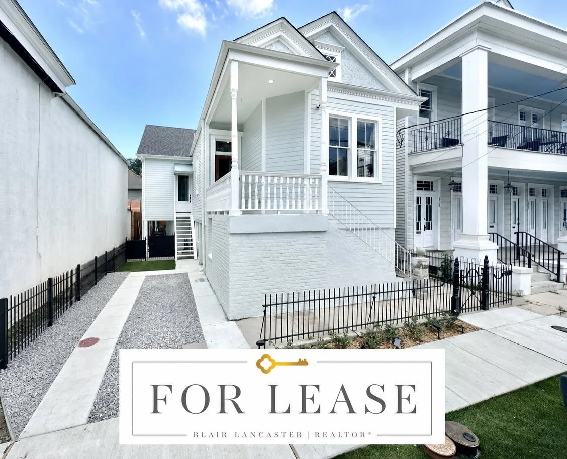 ✨ 1506 CALHOUN Street✨ 

FOR LEASE

Located steps from Audubon Park &amp; St. Charles Avenue, this breathtaking home completed a full renovation with all the attention&nbsp;to detail! This gorgeous 3 bedroom, 3 bathroom home features 11&rsquo; ceilin
