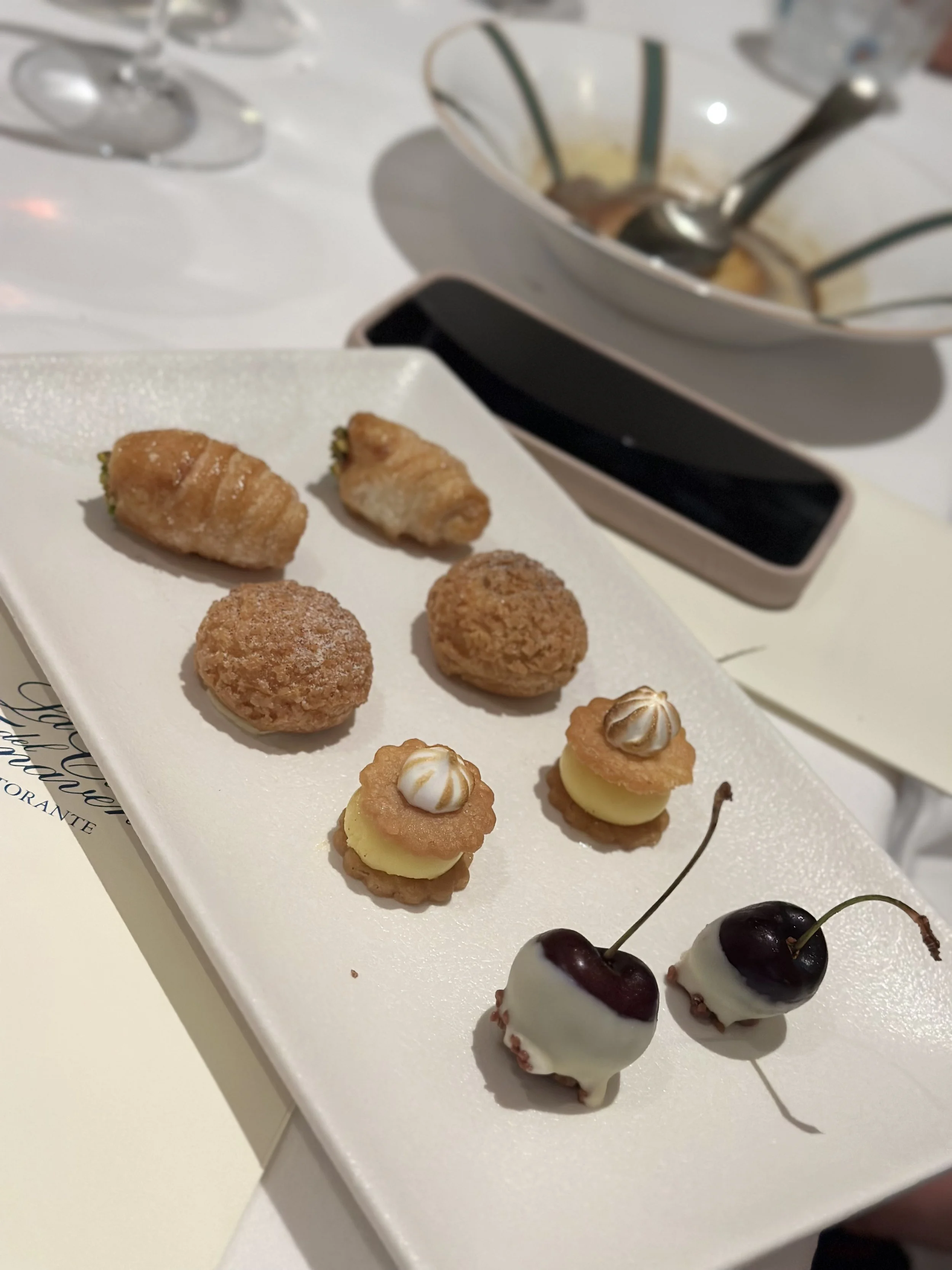  Dinner at one Michelin start restaurant La Ciau del Tornavento in Treiso, Piedmont, Italy 