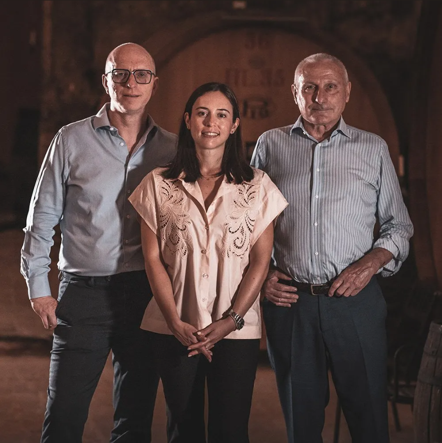 The fifth generation of Pio Cesare — his daughter Federica and his nephew Cesare, with the valuable support of their cousin Augusto — took over the Family’s winery.