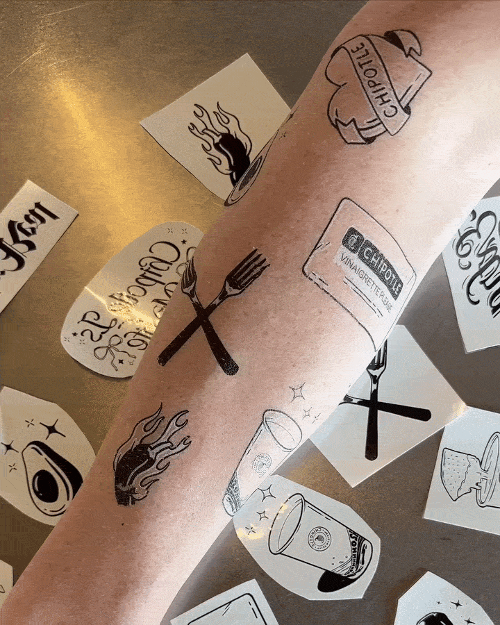 luckyuweregivingawayourlimited-editiontemporarytattoosheetsto13luckyfans.comme-ezgif.com-optimize.gif