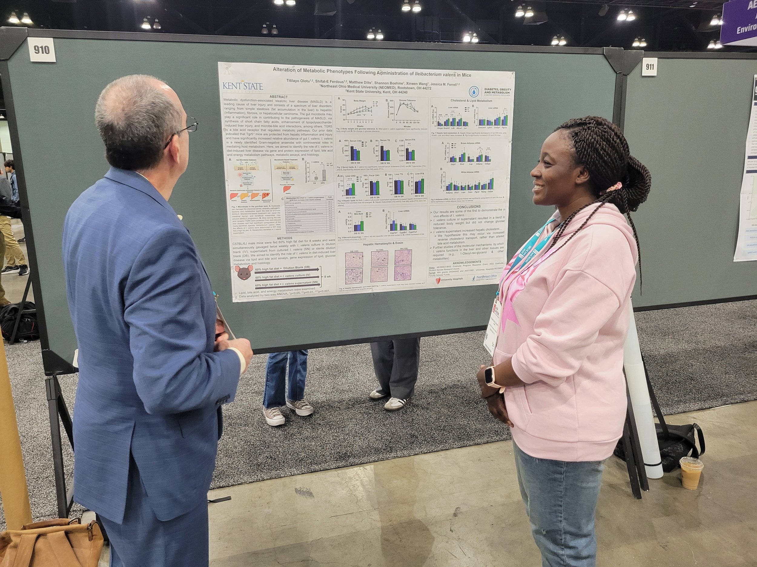 Ph.D. candidate Titilayo Olotu presenting her research at American Society for Microbiology, 2025.