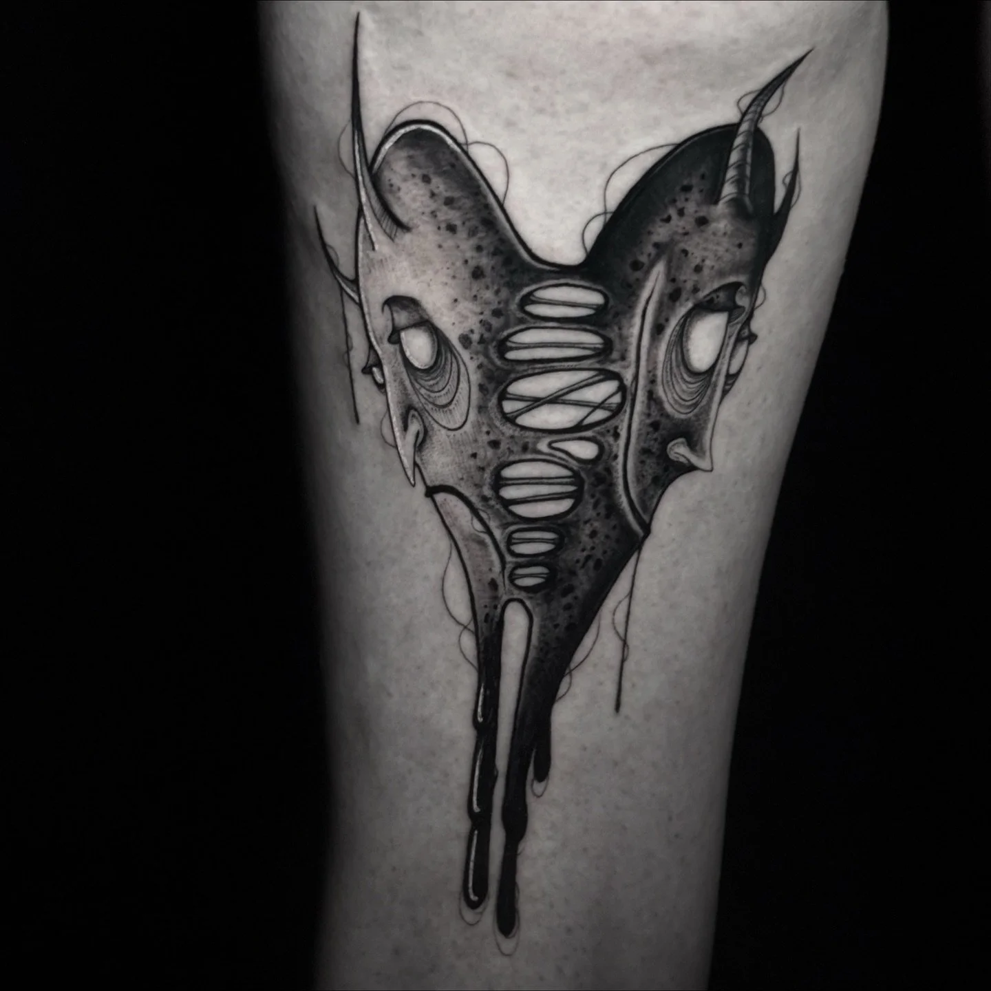 heart 💔 by @dannydiablx