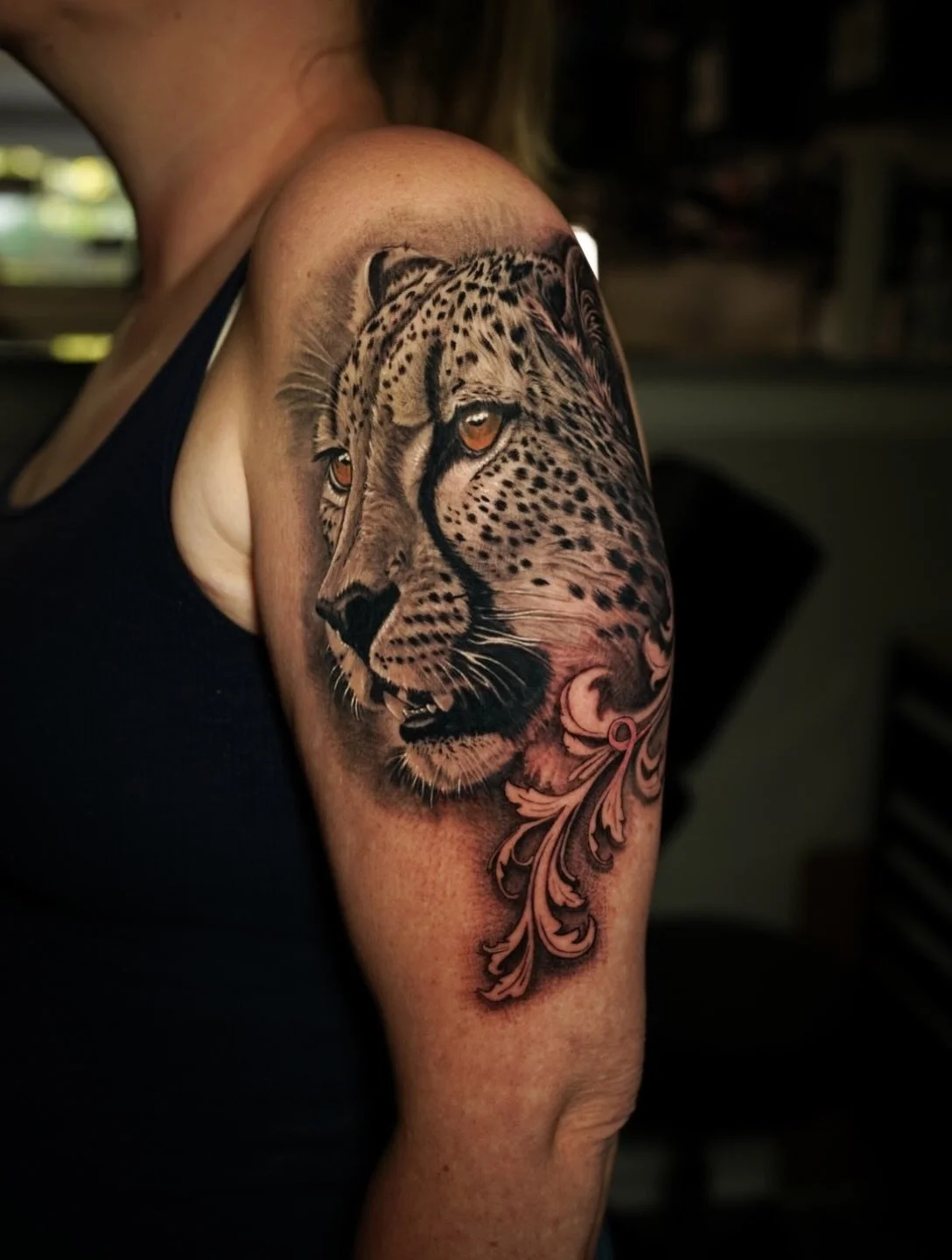 Cheetah 🐆 by @kevinavila_tattoos 

#cheetahtattoo #realismtattooartist #blackandgrey #colortattoo #cheetah