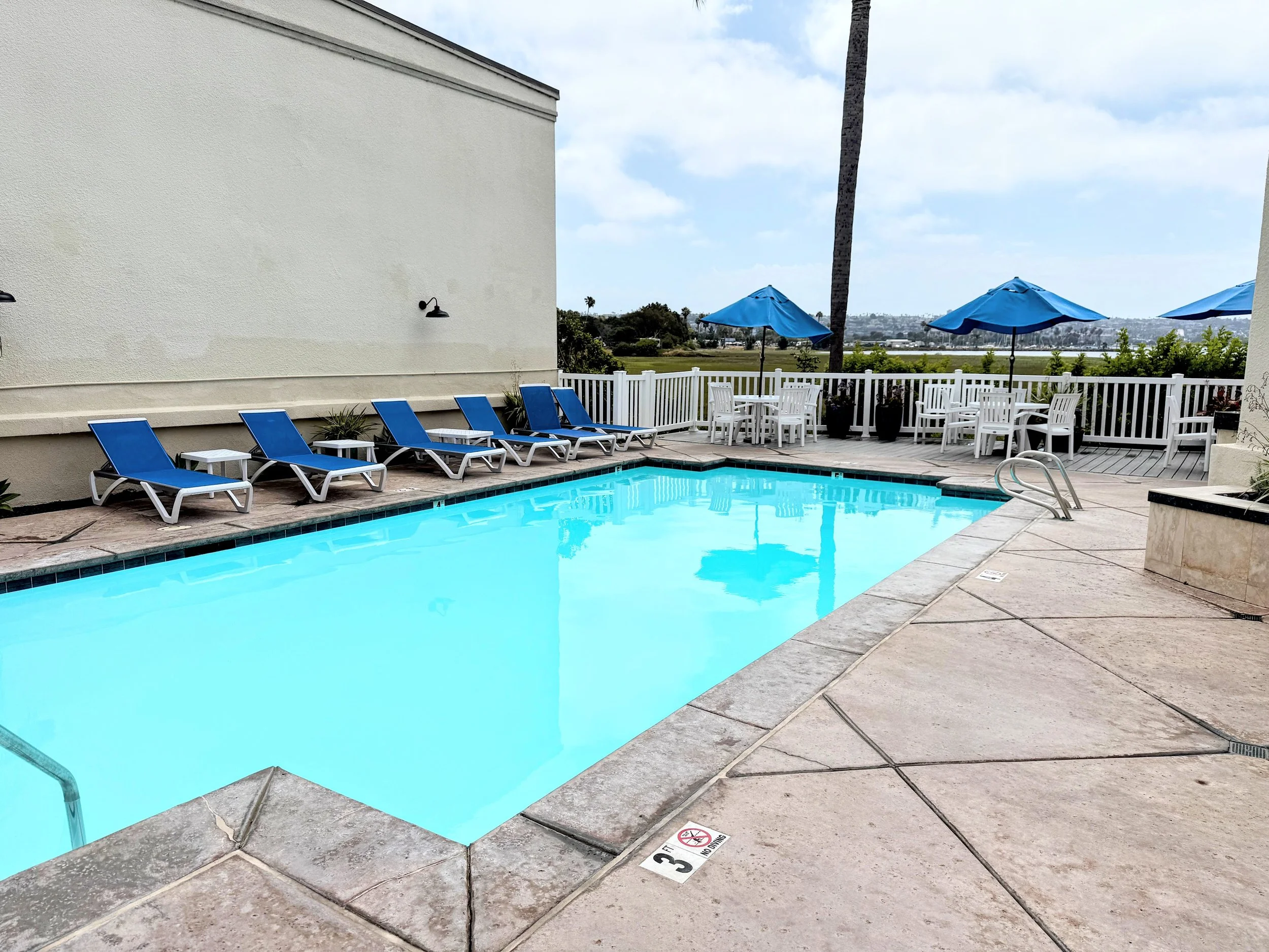pool.jpg