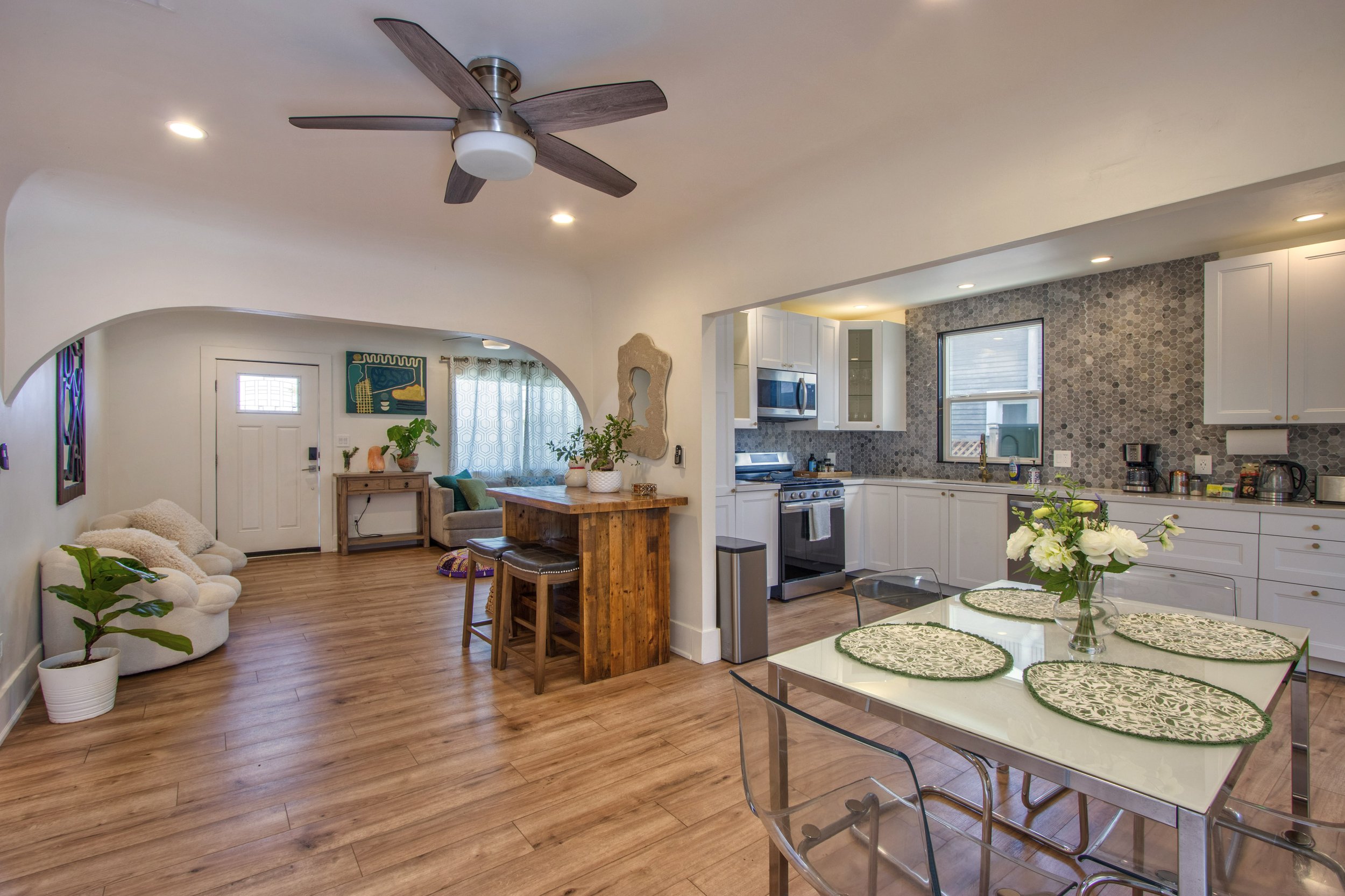 4040 35th St-010.jpg