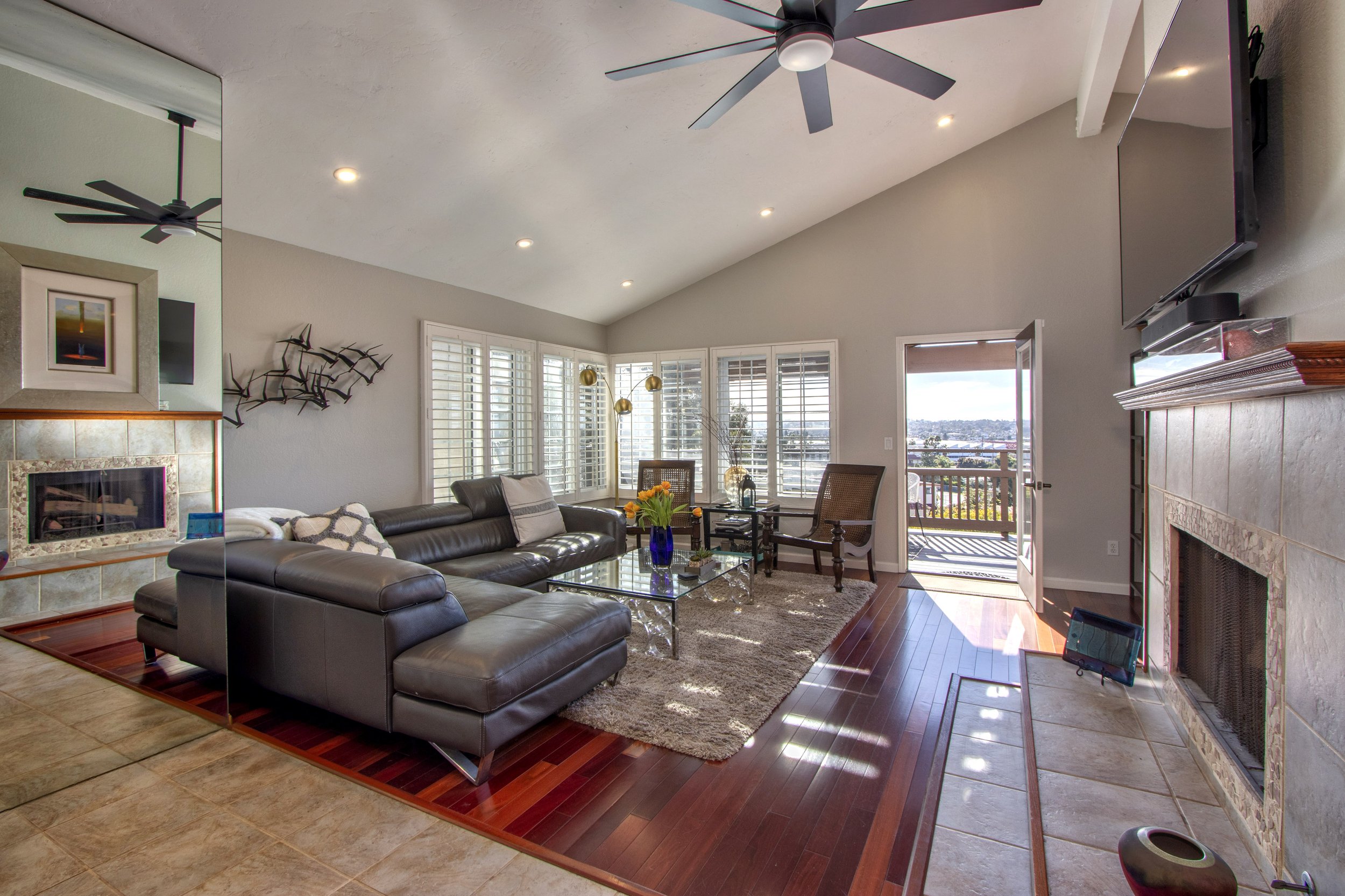 4034 Ampudia St-0004.jpg