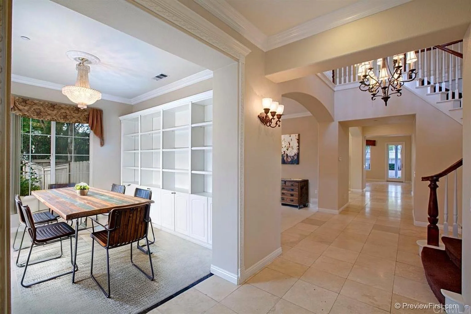 DININGROOM.jpg