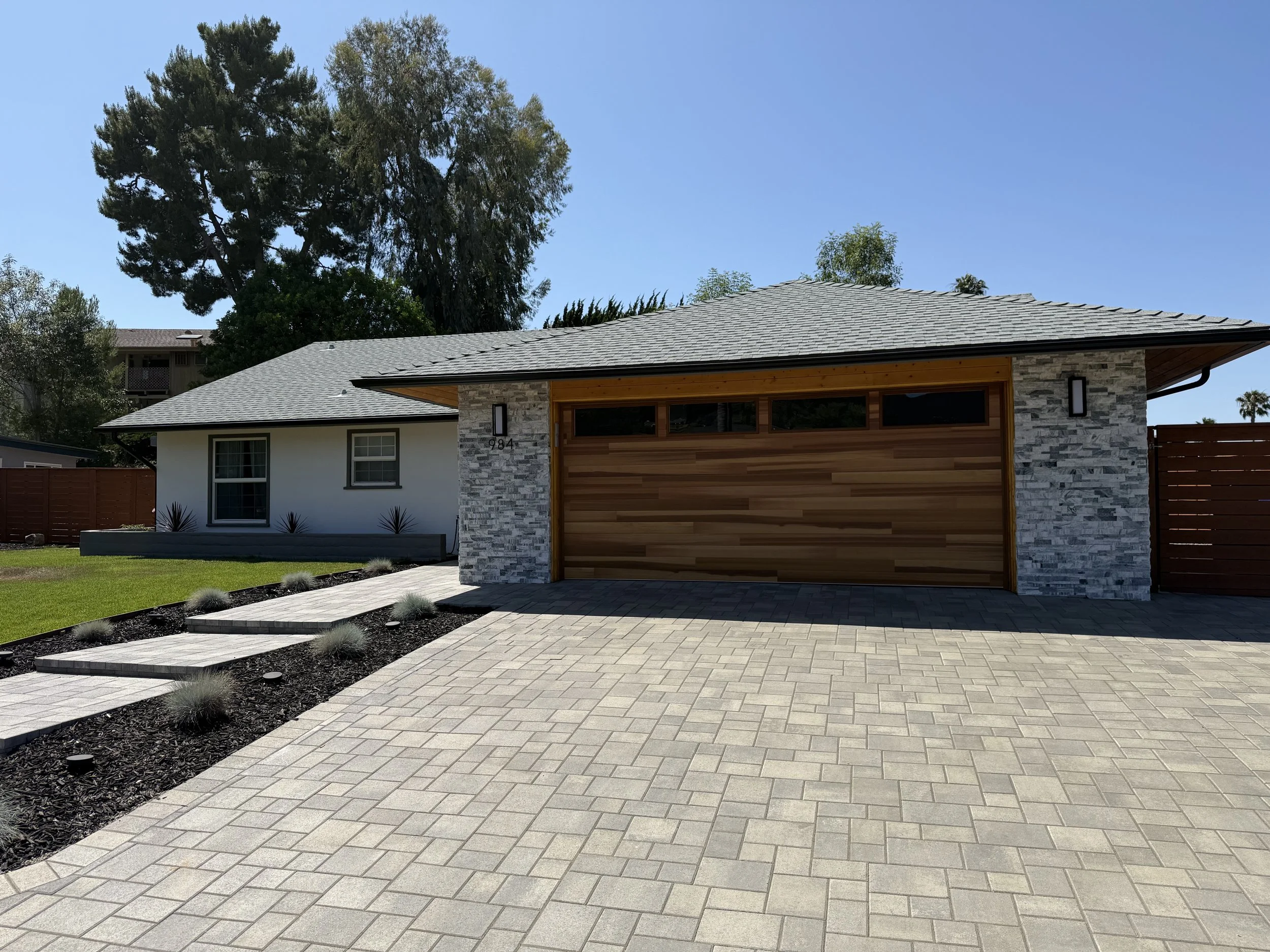 Charming single story - Lake San Marcos