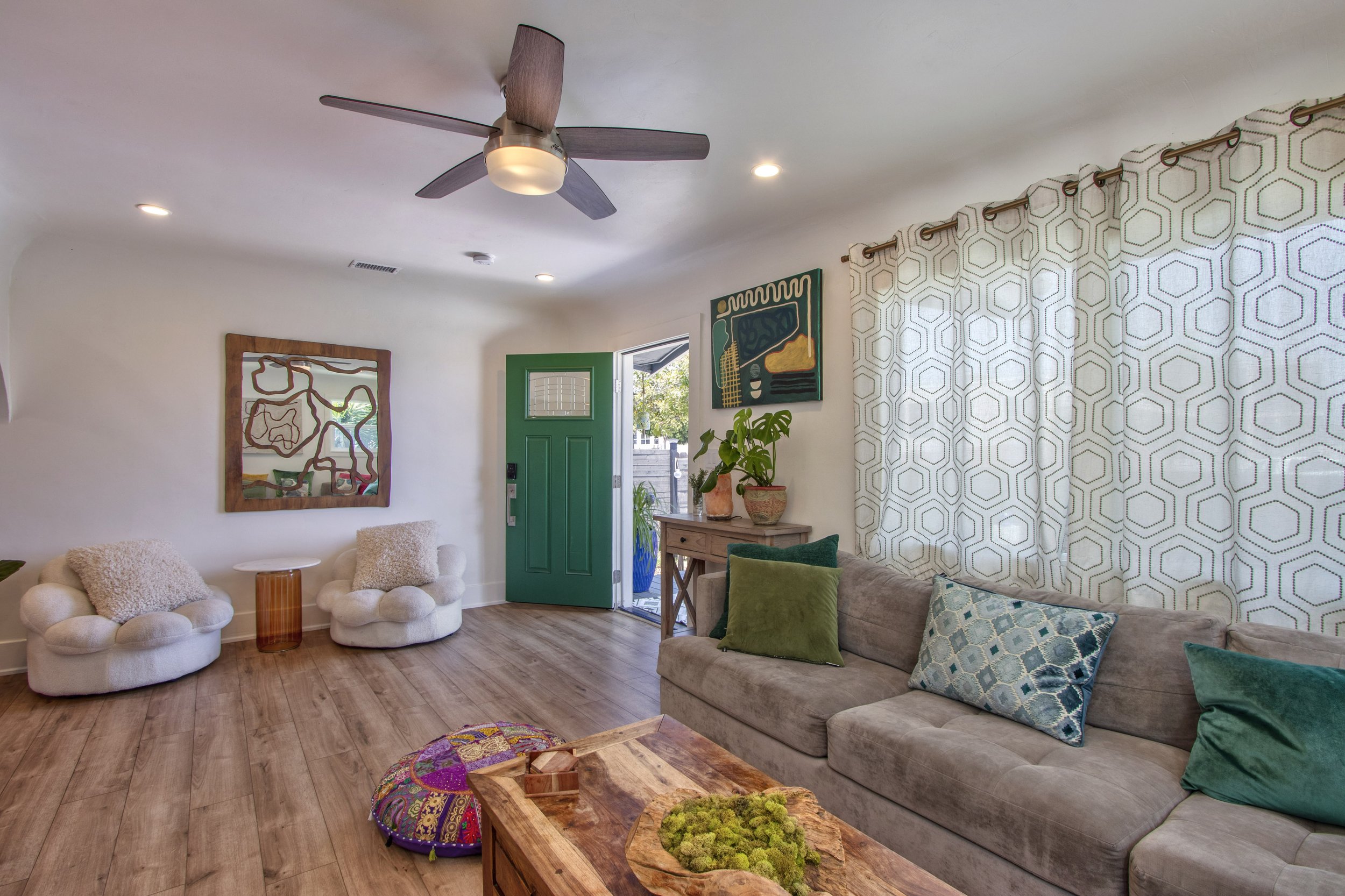 4040 35th St-007.jpg