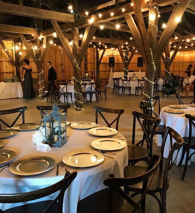 Congrats Emily and Ryan! 🥂
.
.
.
.
.
.
#tampaweddings #spotlightcatering #tampaeats #weddingcatering #barnwedding