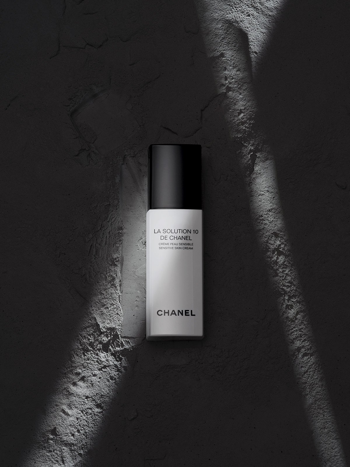 19_ADV_CHANEL_Holidays_Campaign_2020_Marcus_Schaefer_11.jpg