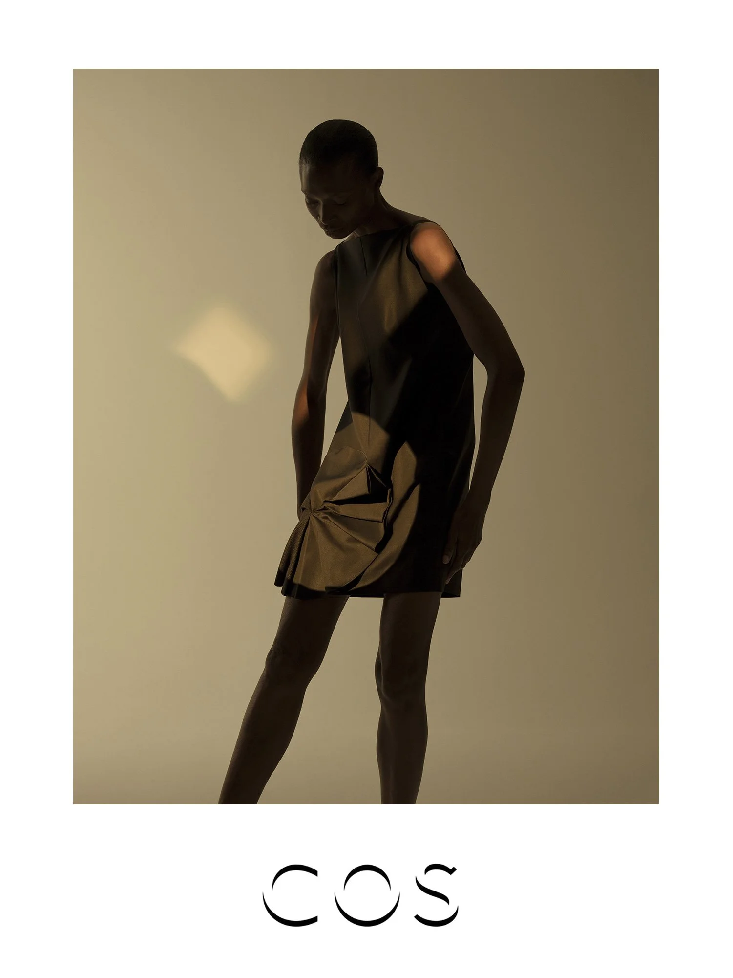 26_Marcus_Schaefer_Photographer_COS_Campaign.jpg