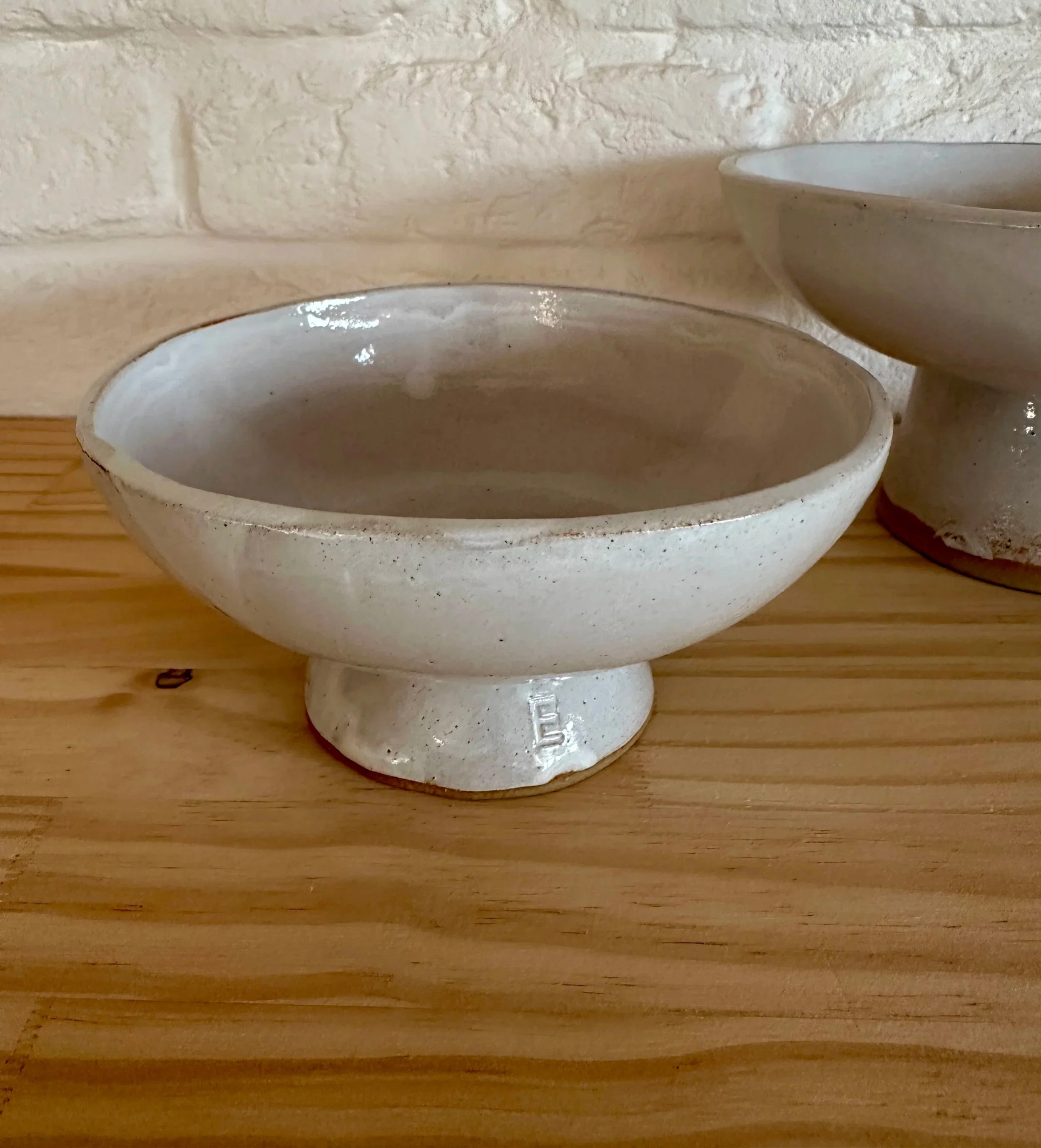 Pedestal bowl - short