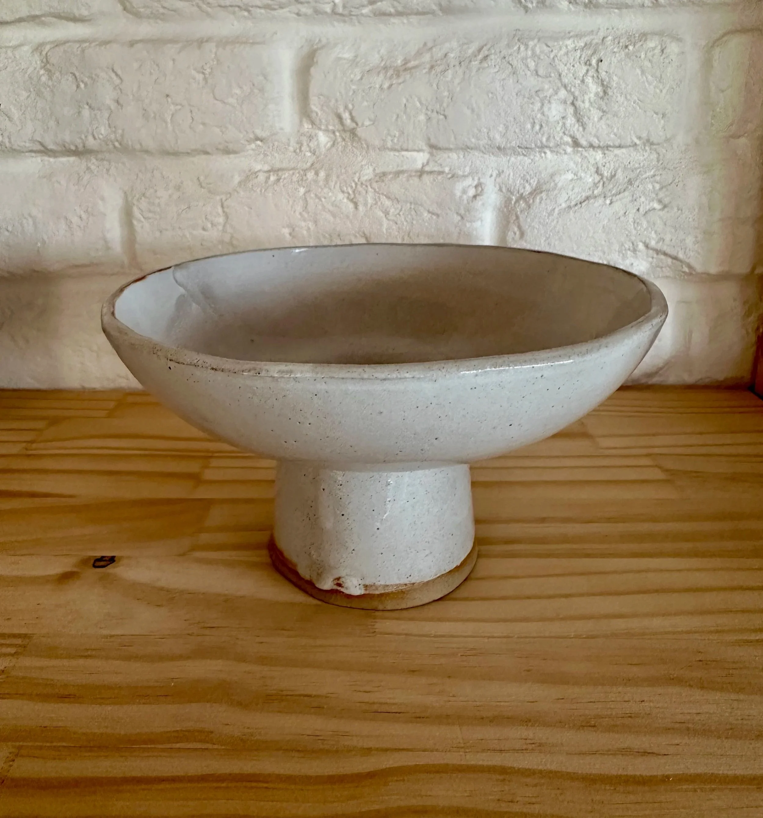 Pedestal bowl - medium