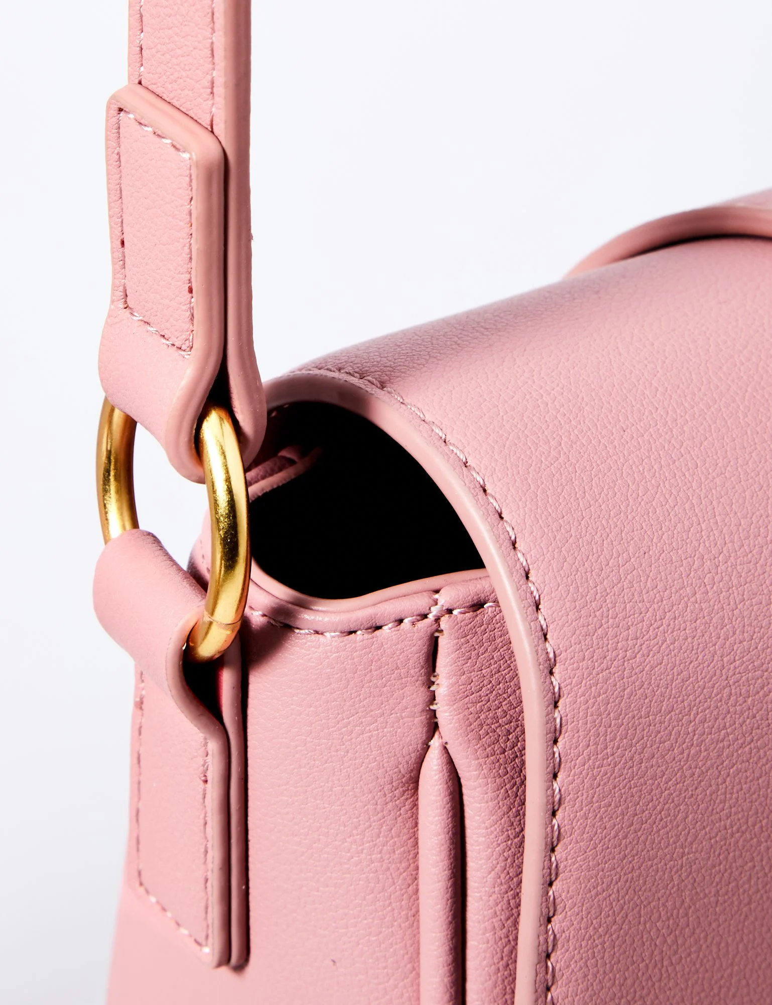 Raul-garcia-still-life-love-moschino.04.jpg
