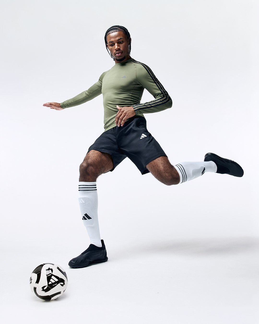 raul-garcia-photography-adidas-editorial-campaign-2025-fashion-6.jpg
