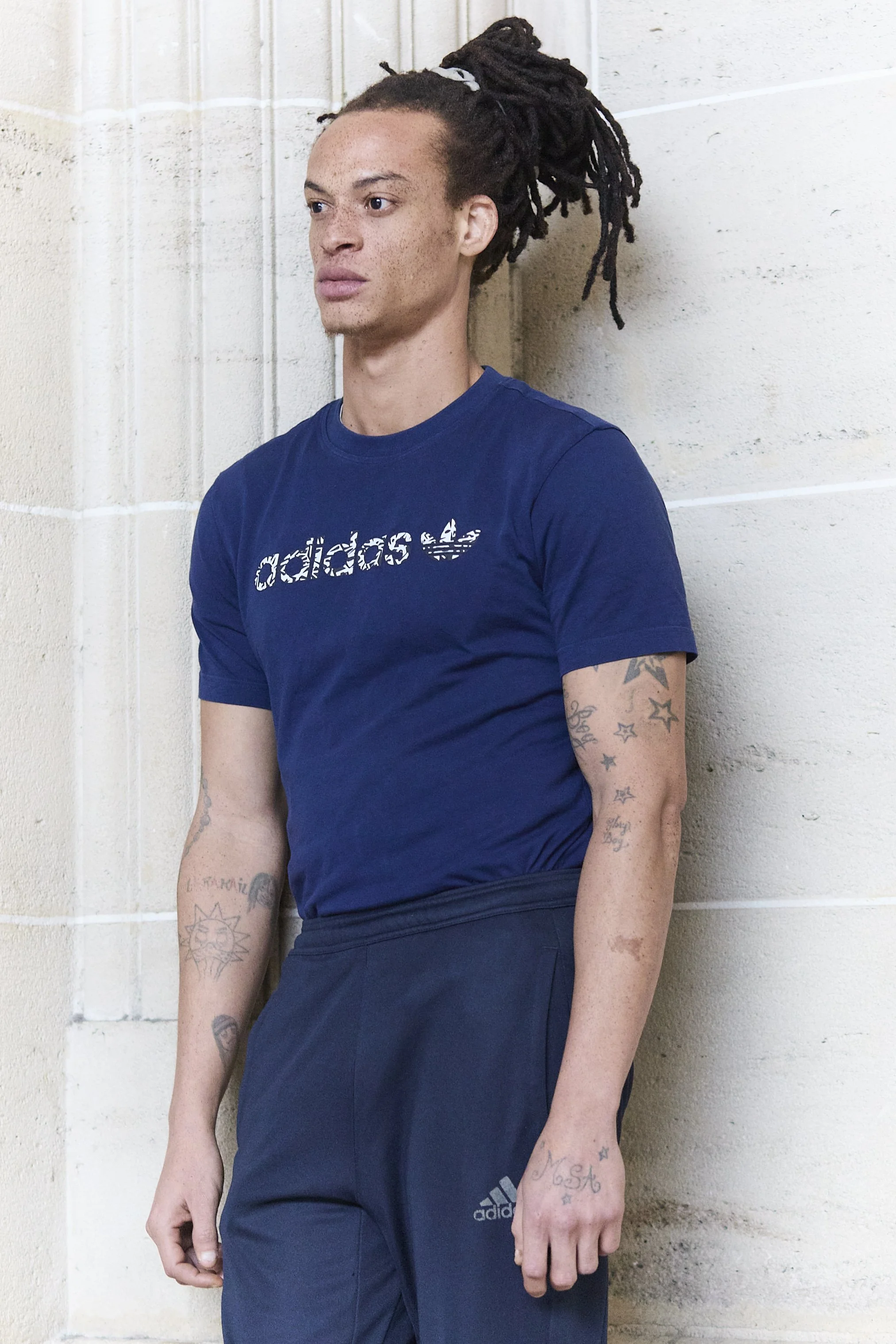 EMANUEL-_Y8A9874.jpg