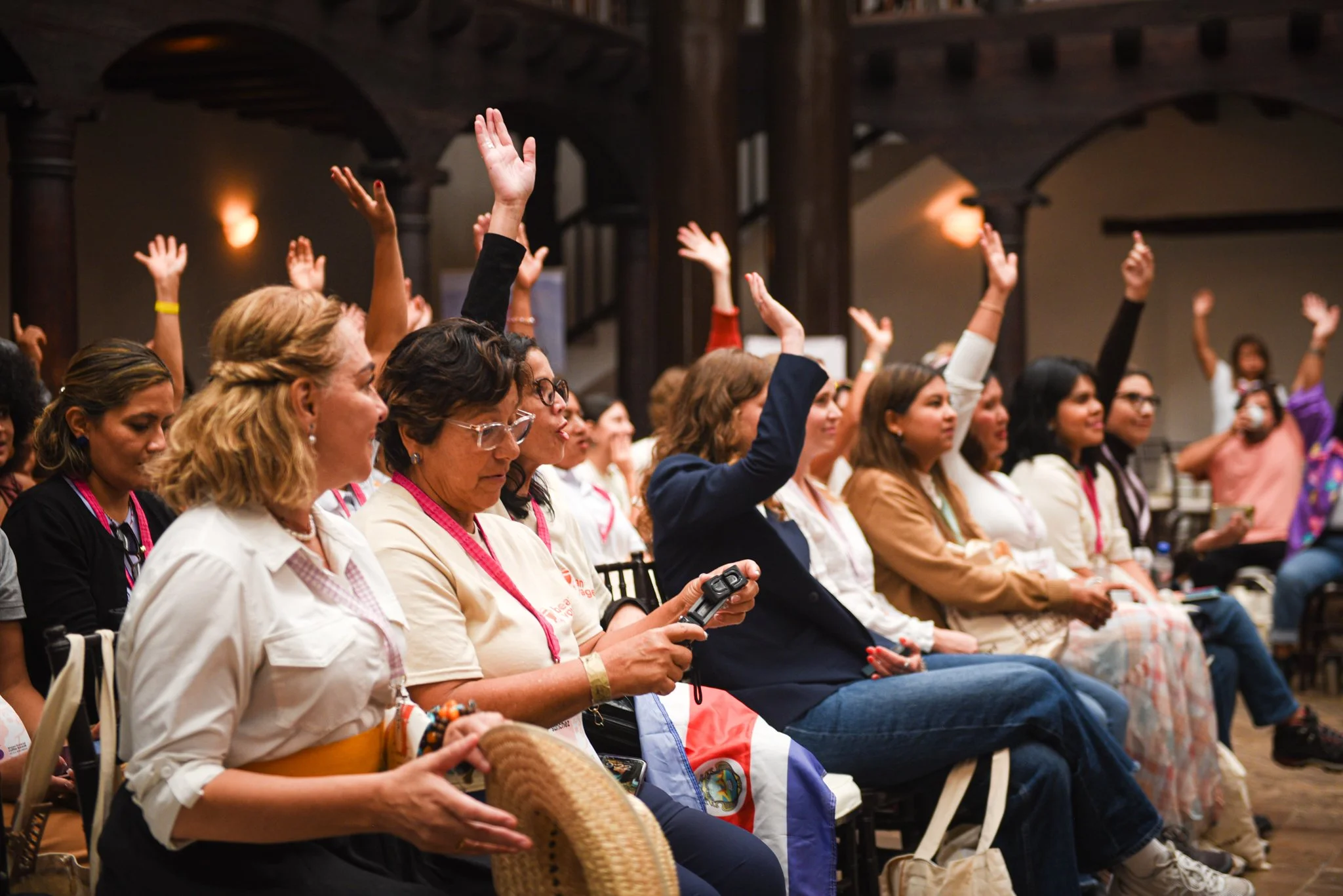 Why are partners so crucial in projects like WPCS? | ¿Por qué los aliados son tan cruciales en proyectos como la Cumbre de Mujeres?