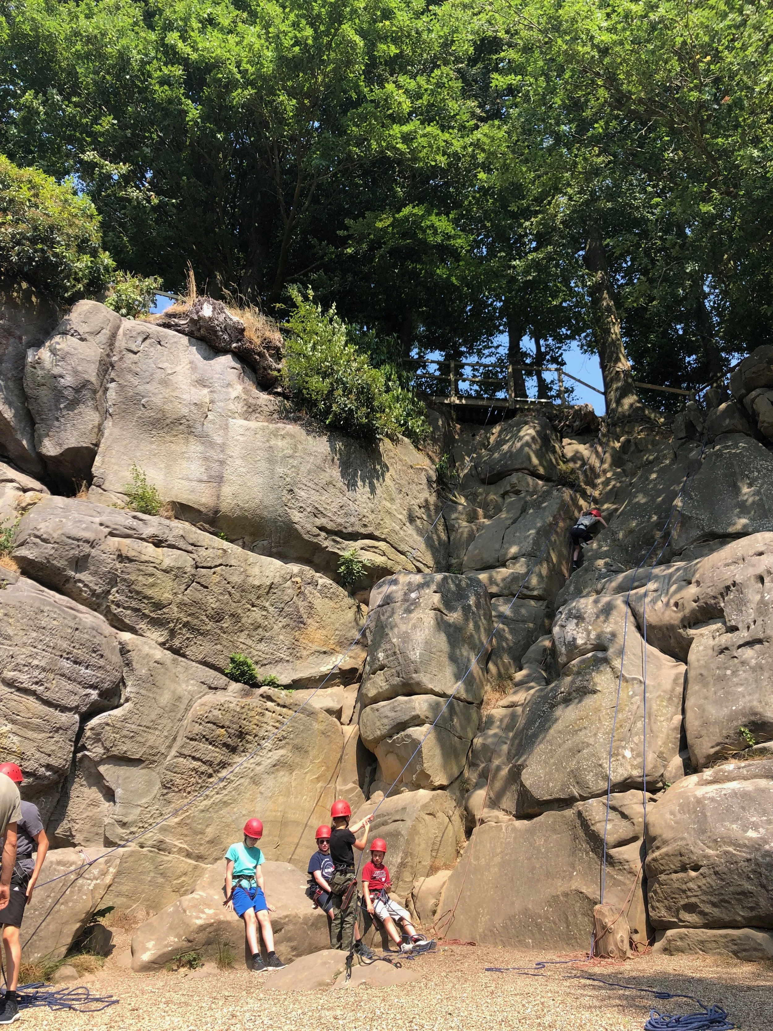 Learn to climb rocks in Kent