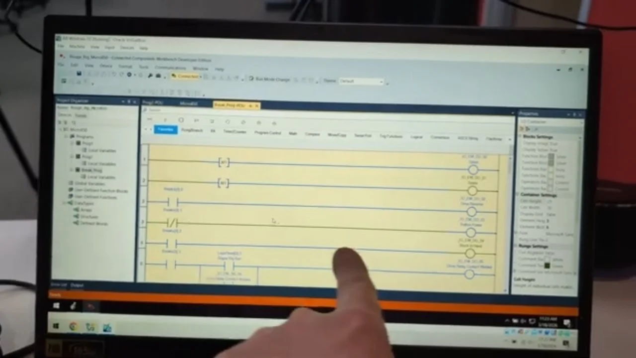 Why Your PLC is in RUN Mode but Nothing is Working: The Empty Program Trap