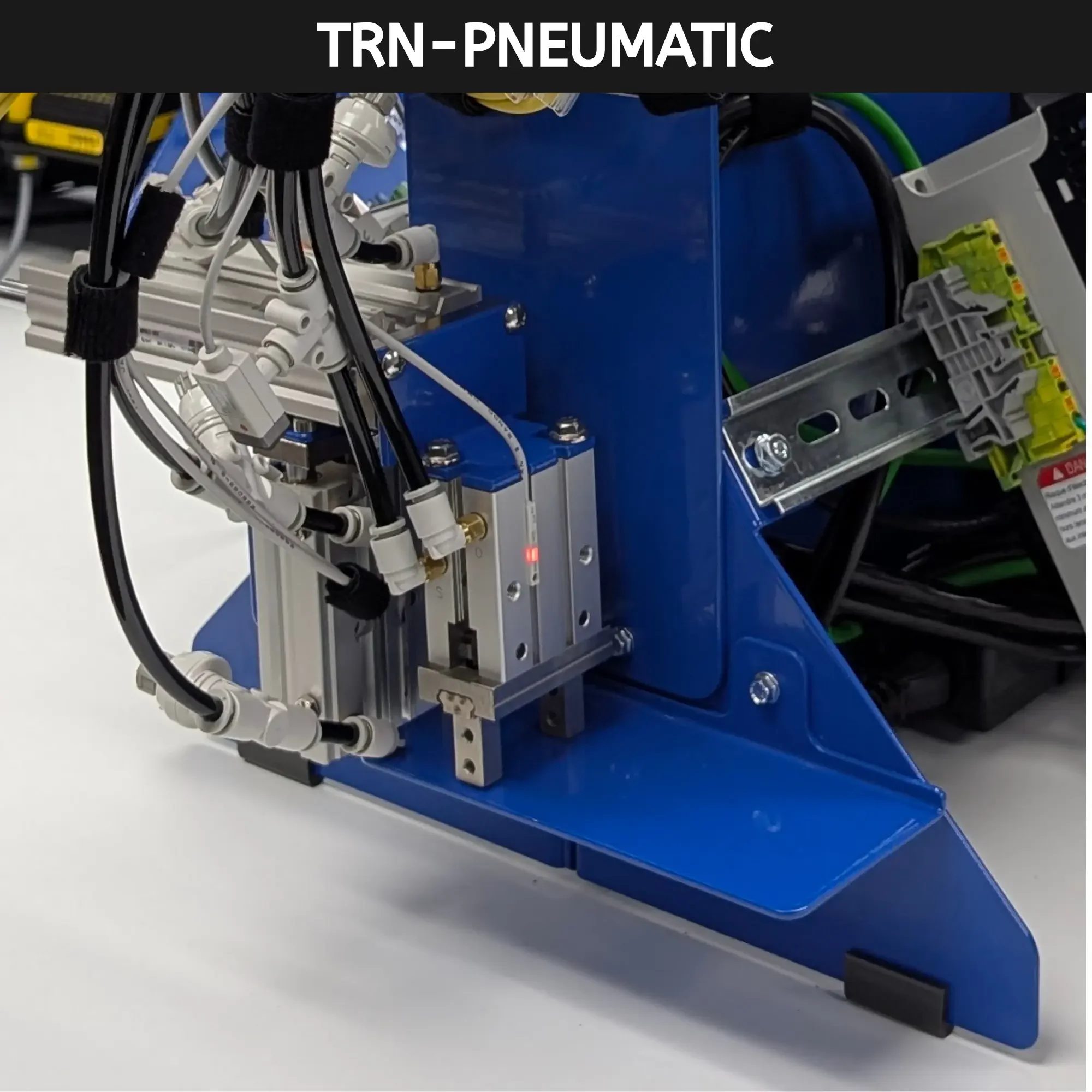 TRN-PNEUMATIC-Gripper.webp