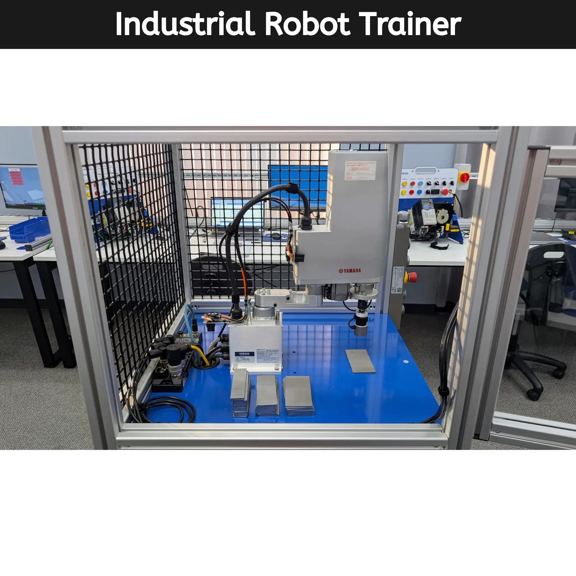 Robot_Trainer_Side_Close.webp