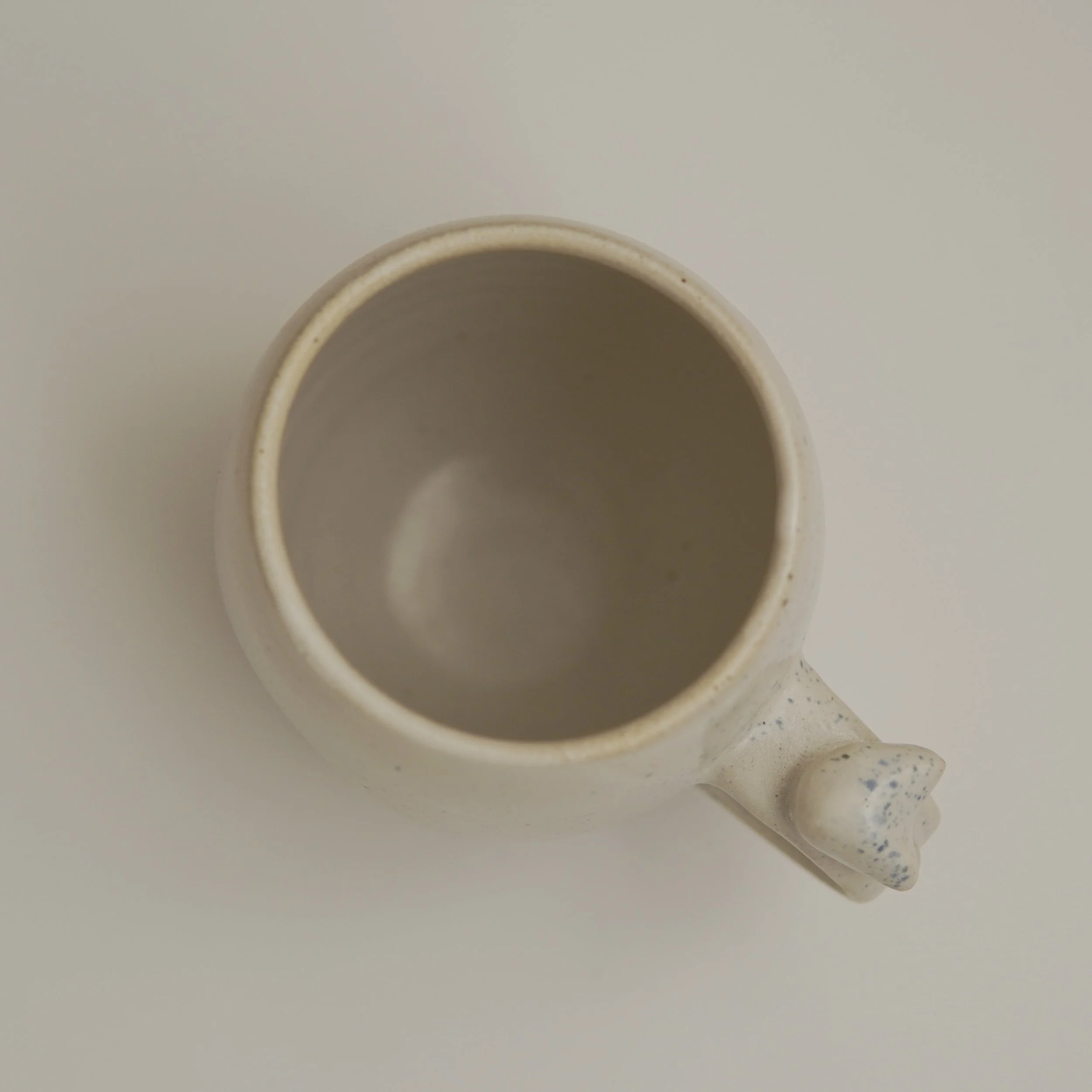039_Nyanko_mug_spec_topDown_sq_DSC0011.jpg