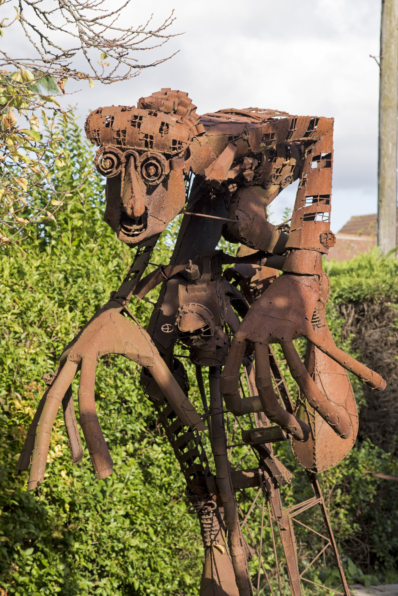 8 Sculpture Garden - Histon - Cambridgeshire - Tony Hillier - The Keepers Project - David Clegg -Thierry Bal.jpg