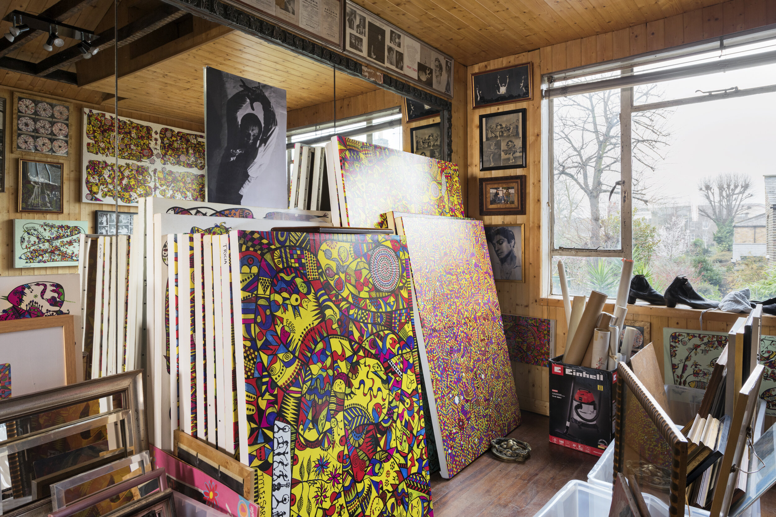 1 Ron Hitchins Artist Hackney London Studio.jpg