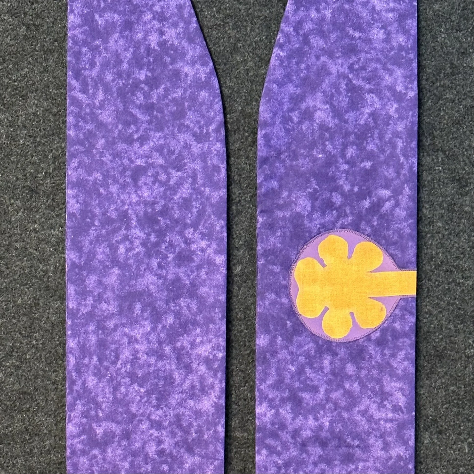 purple advent stole for advent for clergy, pastors and chaplain by carrot top studio