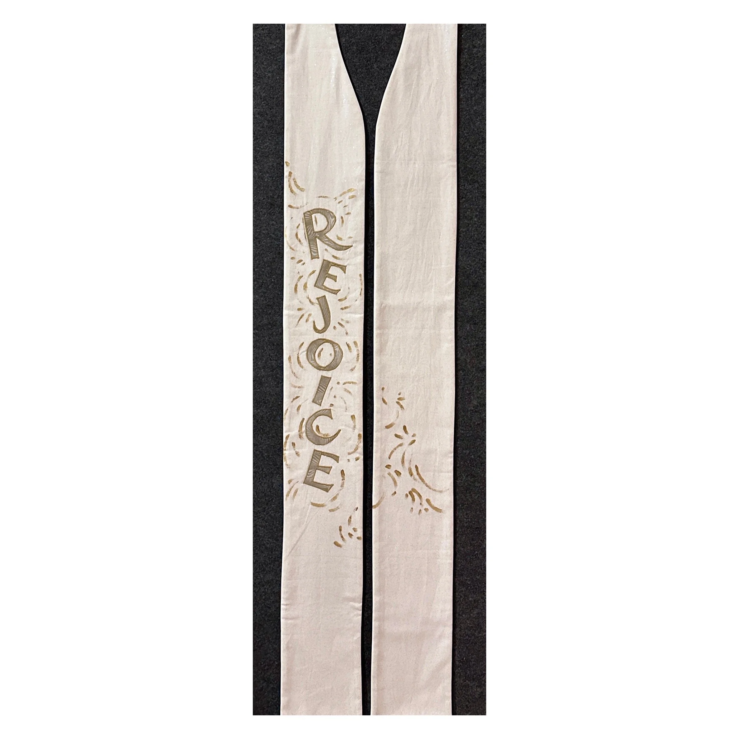 866 white Easter stole - Carrot Top Studio 1-1.JPG