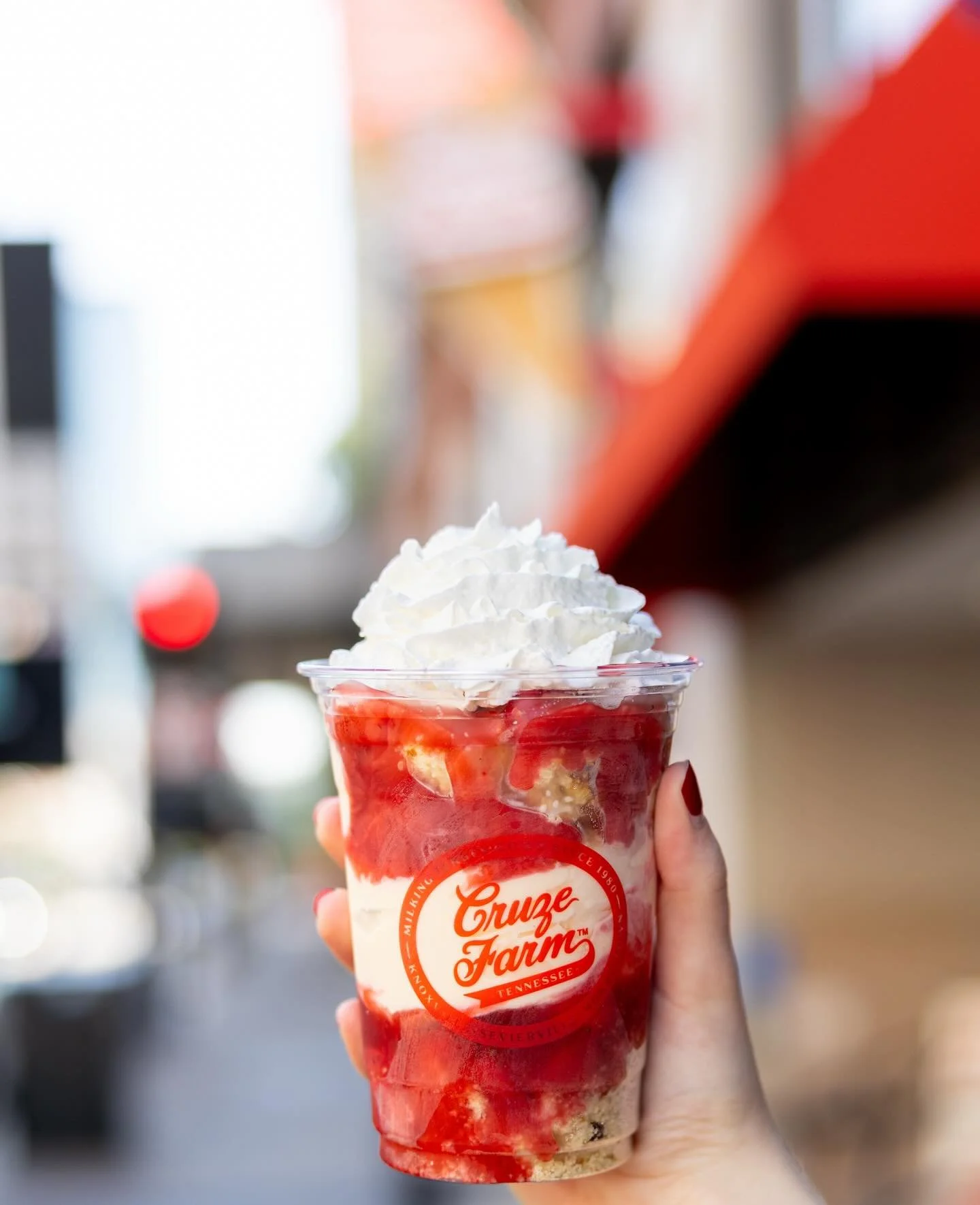 Just one more week to enjoy these ice cream treats @cruzefarmdowntown ! ❤️🍦

🍓Strawberry Shortcake
🍫Hot Fudge Cake Sundae
🎃Pumpkin Pie Churn 
🍦S'mores &amp; Marshmallow Cream Twist
🥧 Pecan Pie Sundae
🍎Apple Pie Sundae