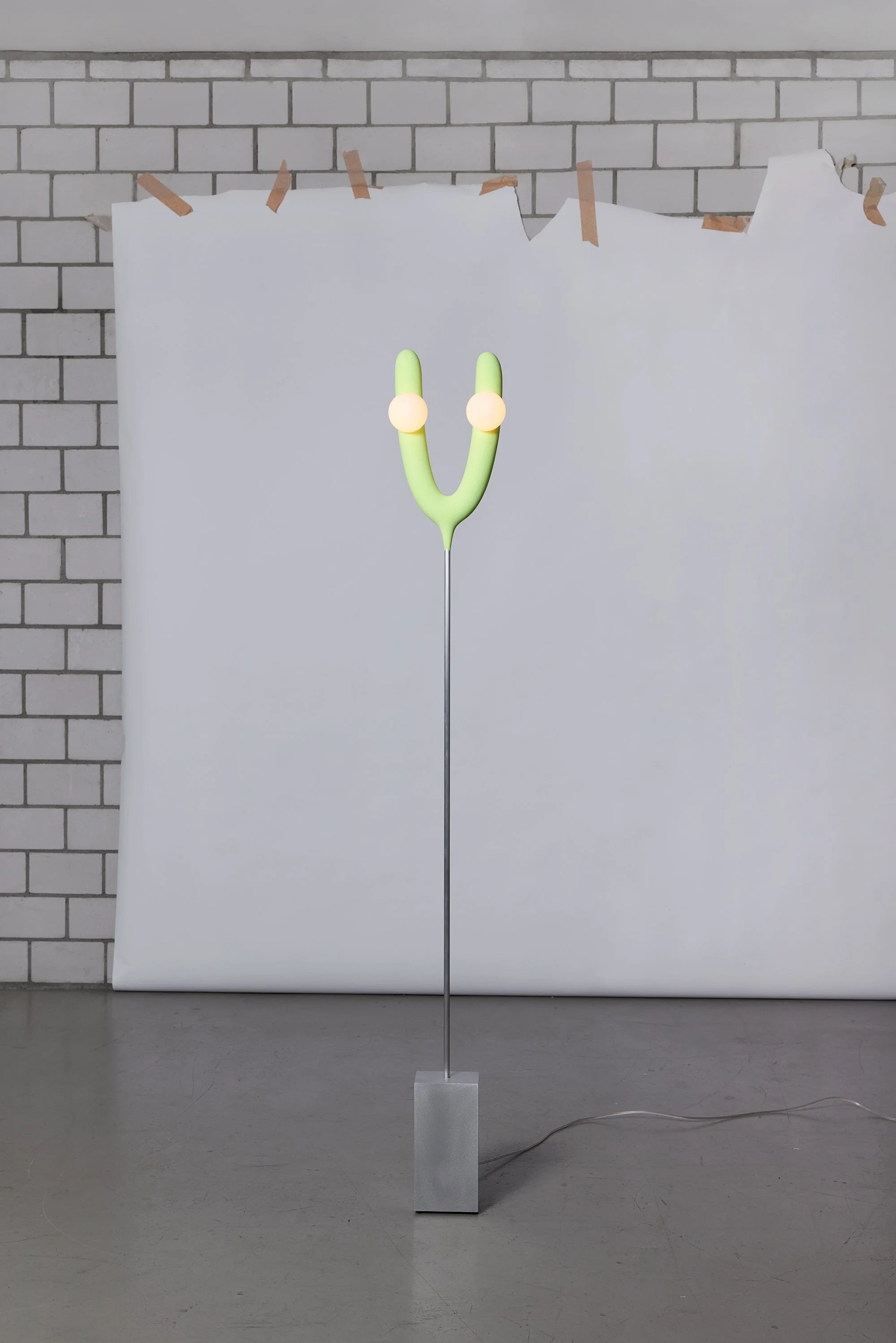 03_Hot Wire Extensions_Design Fabio Hendry_The Guardian_Photography Marco Rosasco.jpg