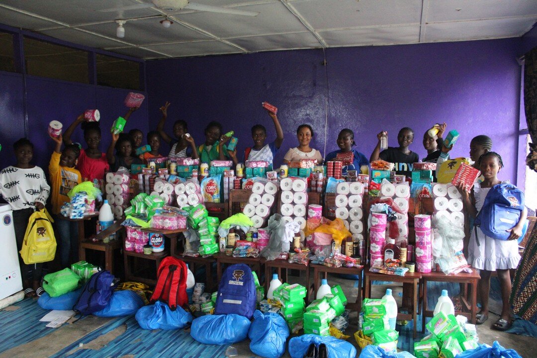 Back to School !! Back to School !! Back to School !!

Gbowee Peace Foundation Africa High School Scholarship Students are ready to begin their academic sojourn after receiving their semester supplies at Konola Academy SDA Mission and Cuttington Camp