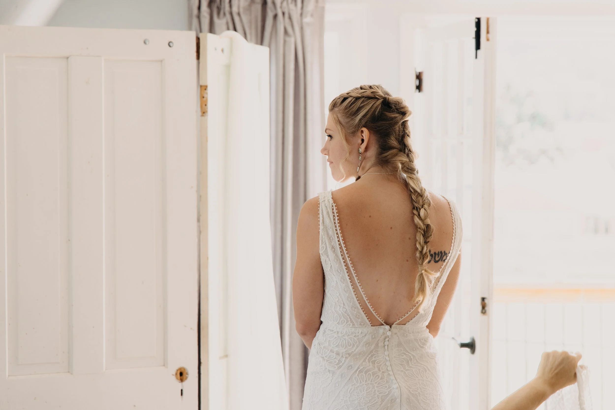 Beautiful Wedding at the Barn at Howard Creek Farm