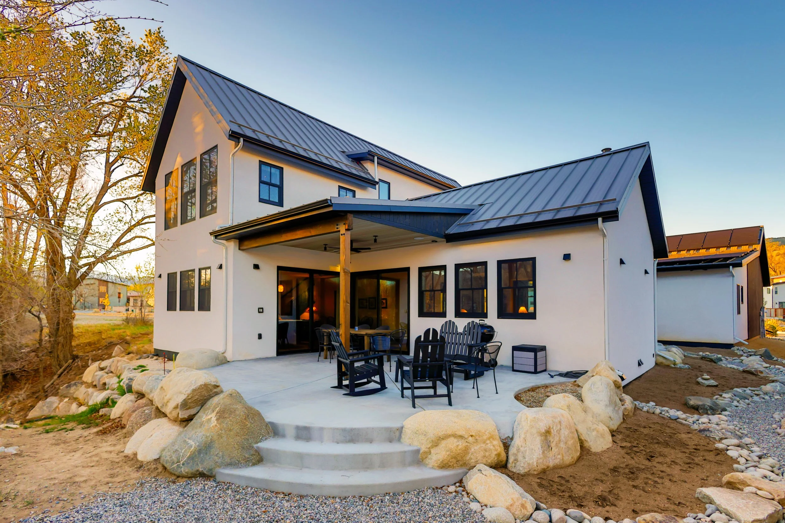  Professional hempcrete home photography in Colorado, specializing in documenting sustainable construction, natural building projects, and finished hemp homes. Sydney Conrad Photography works with homeowners, builders, architects, designers, and deve