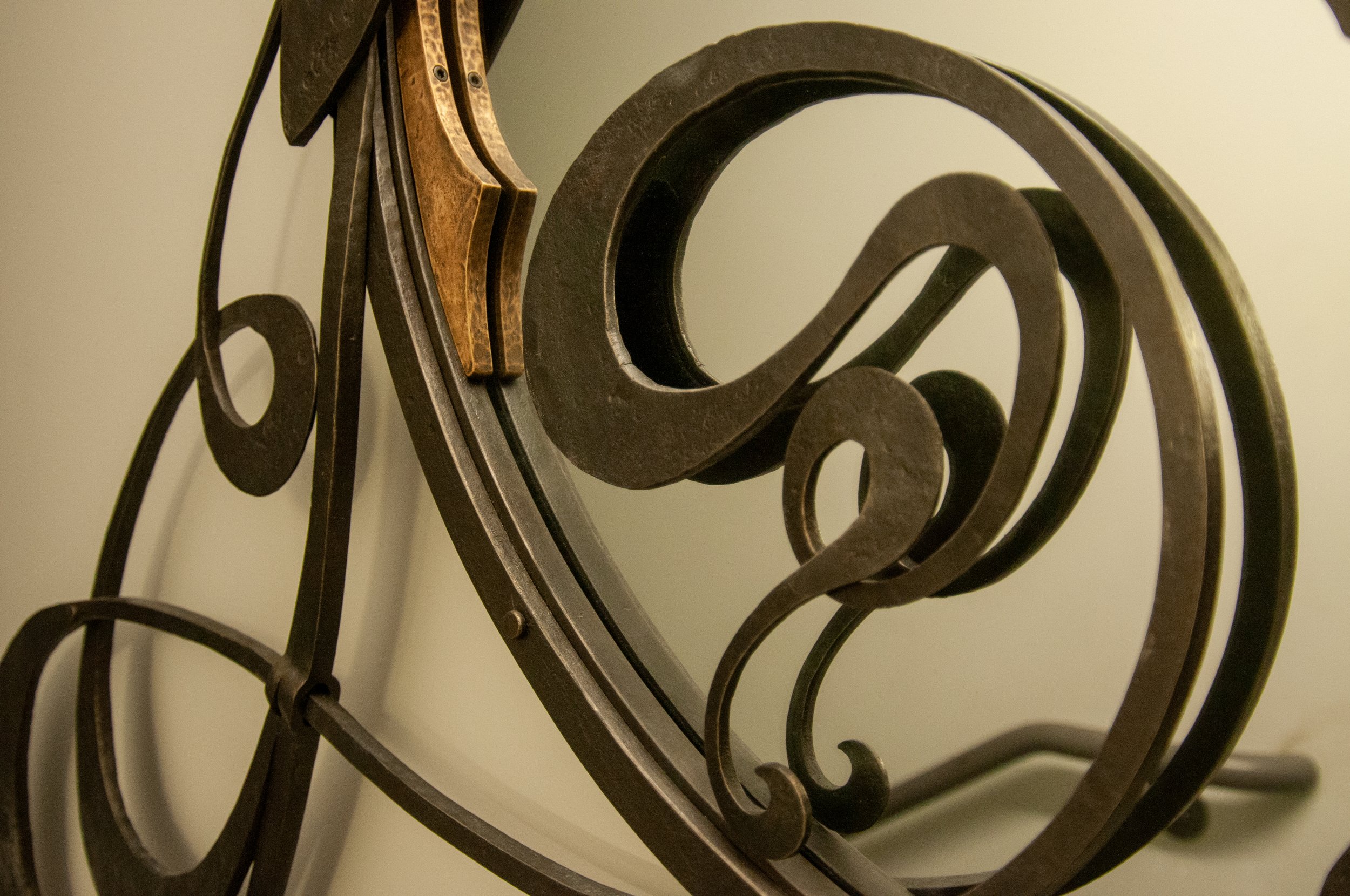 top mirror detail 5.jpg